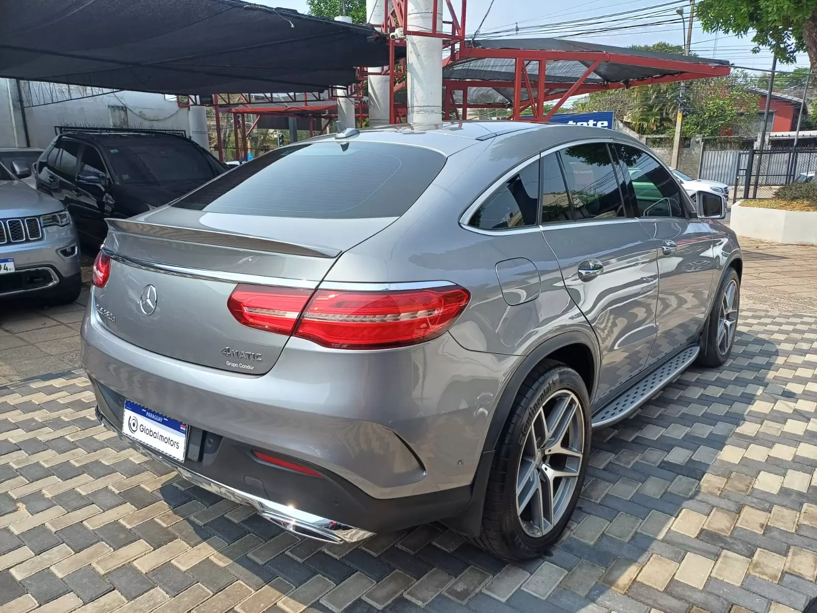 Mercedes Benz GLE 350 Coupe Look AMG 2016 en Globalmotors (Asunción) - Imagen 6