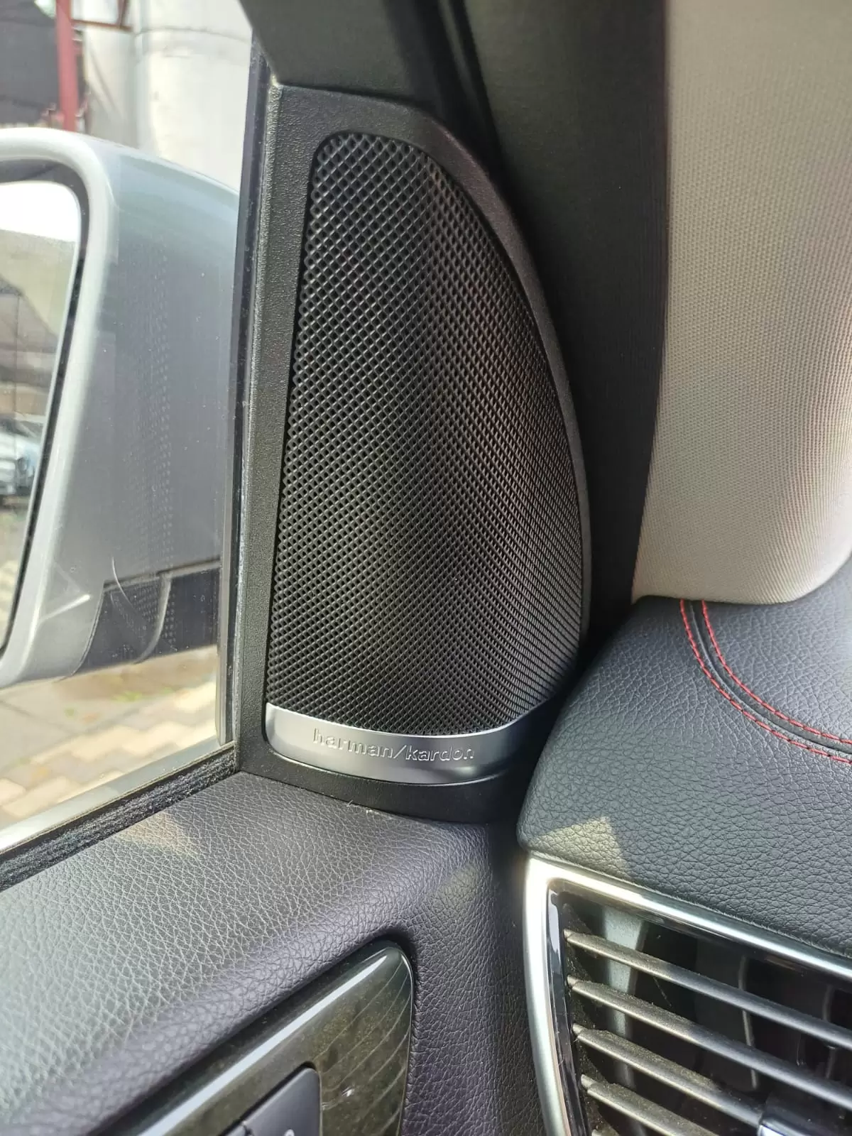 Mercedes Benz GLE 350 Coupe Look AMG 2016 en Globalmotors (Asunción) - Imagen 17