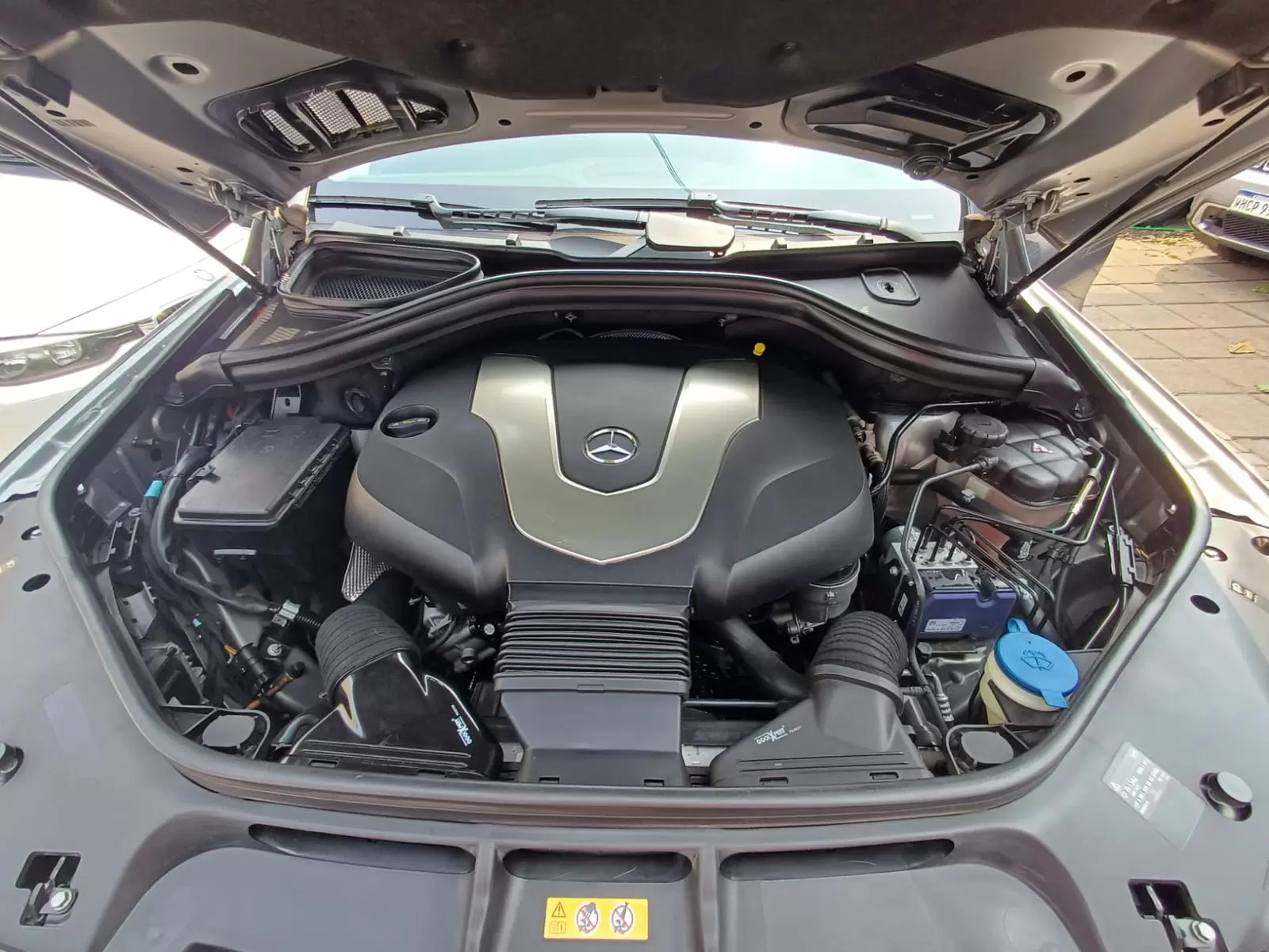 Mercedes Benz GLE 350 Coupe Look AMG 2016 en Globalmotors (Asunción) - Imagen 19
