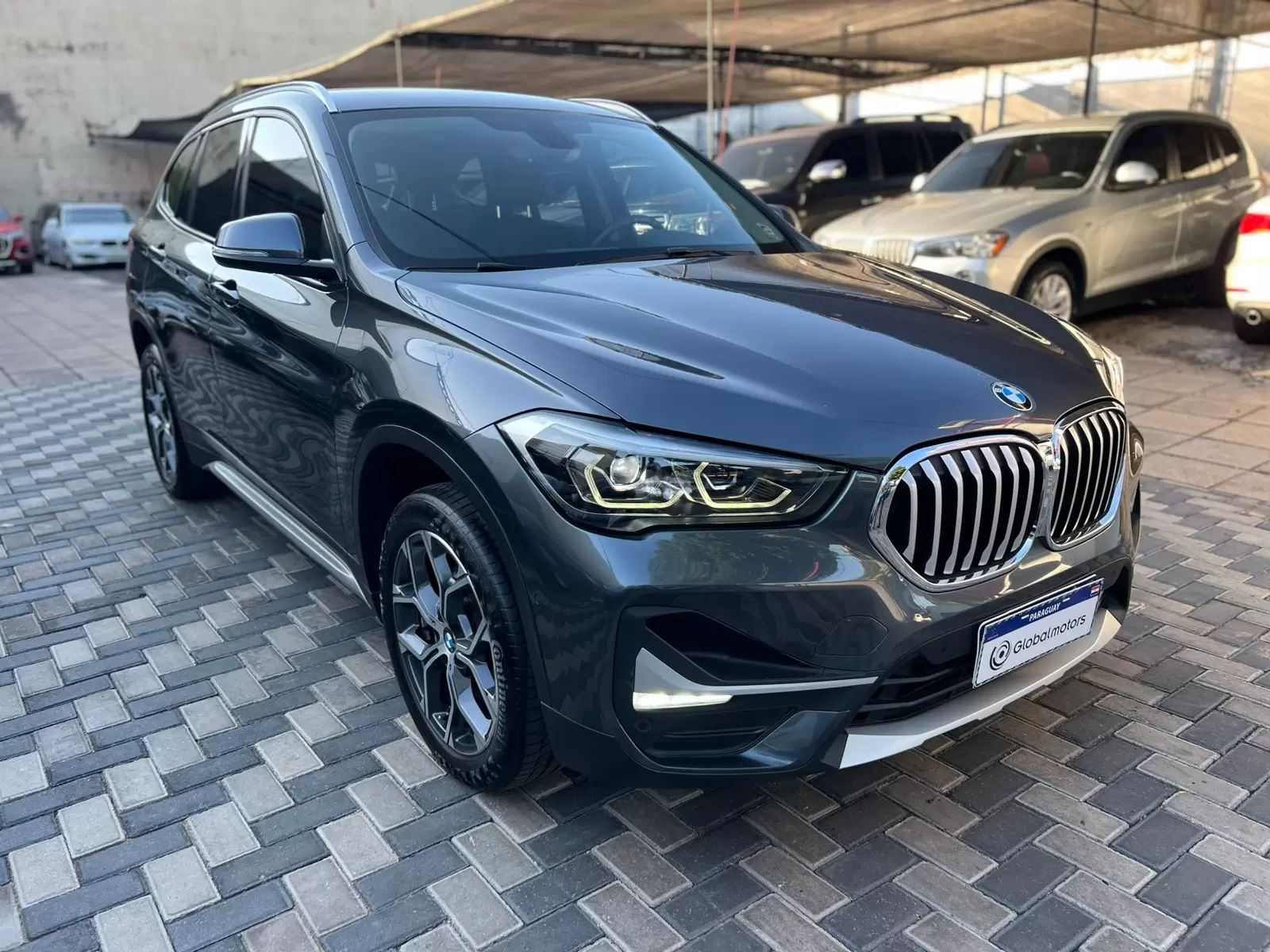 BMW X1 18i SDrive Xline 2021 en Globalmotors: Elegancia y desempeño. - Imagen 3