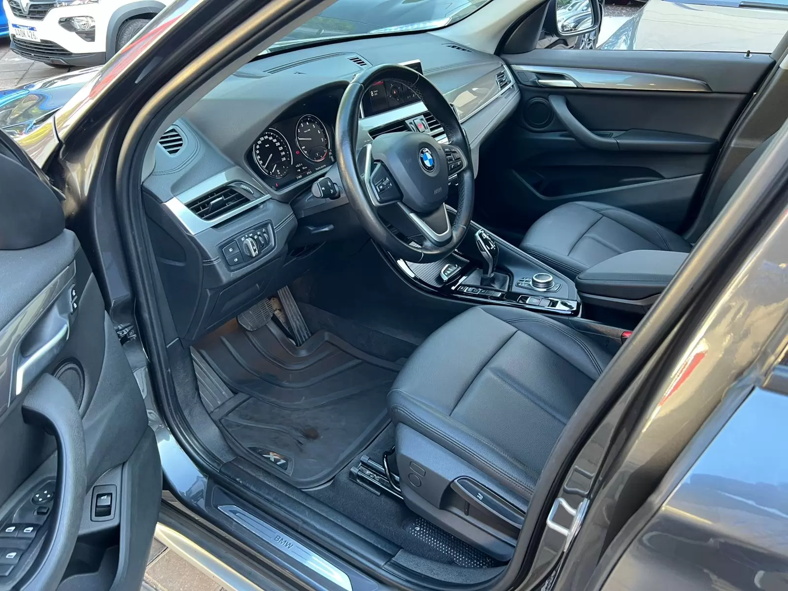 BMW X1 18i SDrive Xline 2021 en Globalmotors: Elegancia y desempeño. - Imagen 8