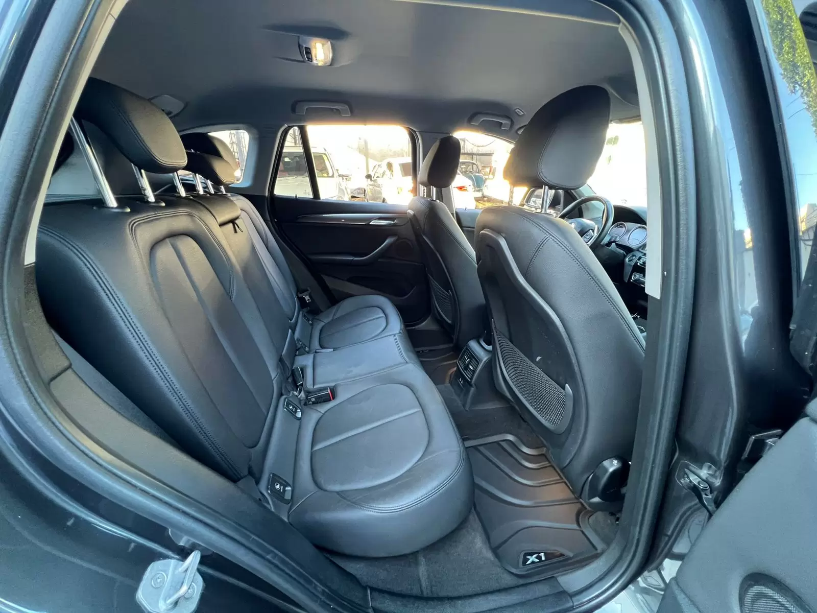 BMW X1 18i SDrive Xline 2021 en Globalmotors: Elegancia y desempeño. - Imagen 12