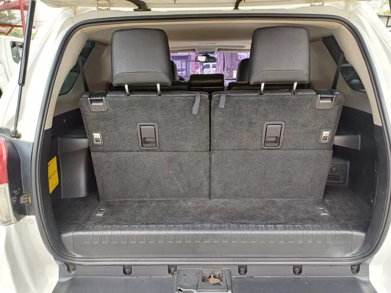 Toyota 4Runner Limited 4×4 2012 en Globalmotors: SUV todoterreno lujoso. - Imagen 14