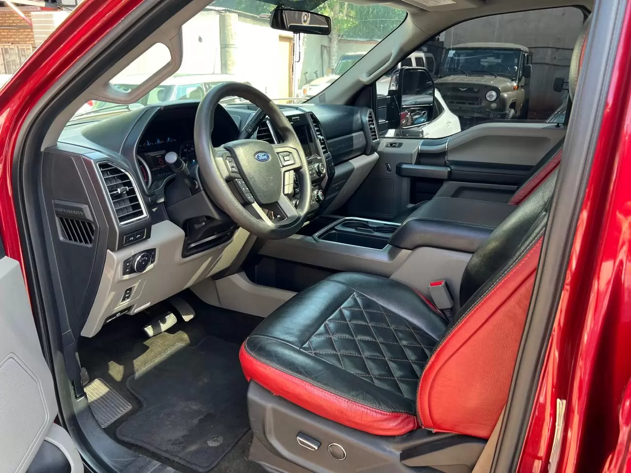 Ford F250 FX4 Super Duty 2018 en Globalmotors: Potencia y durabilidad - Imagen 8
