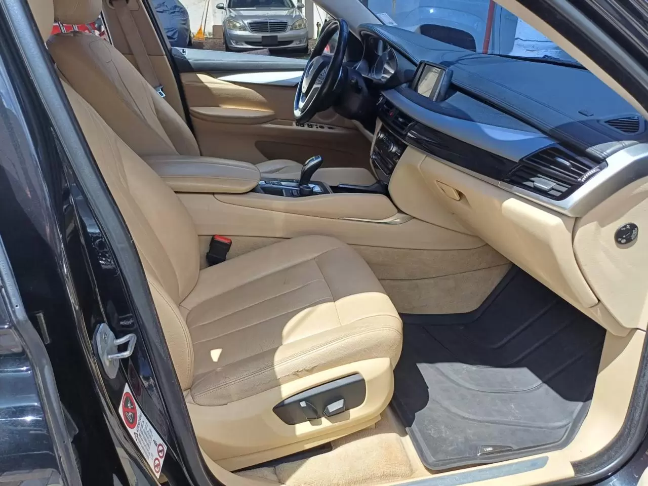 BMW X6 30d 2015 - SUV elegante y potente en Globalmotors - Imagen 19