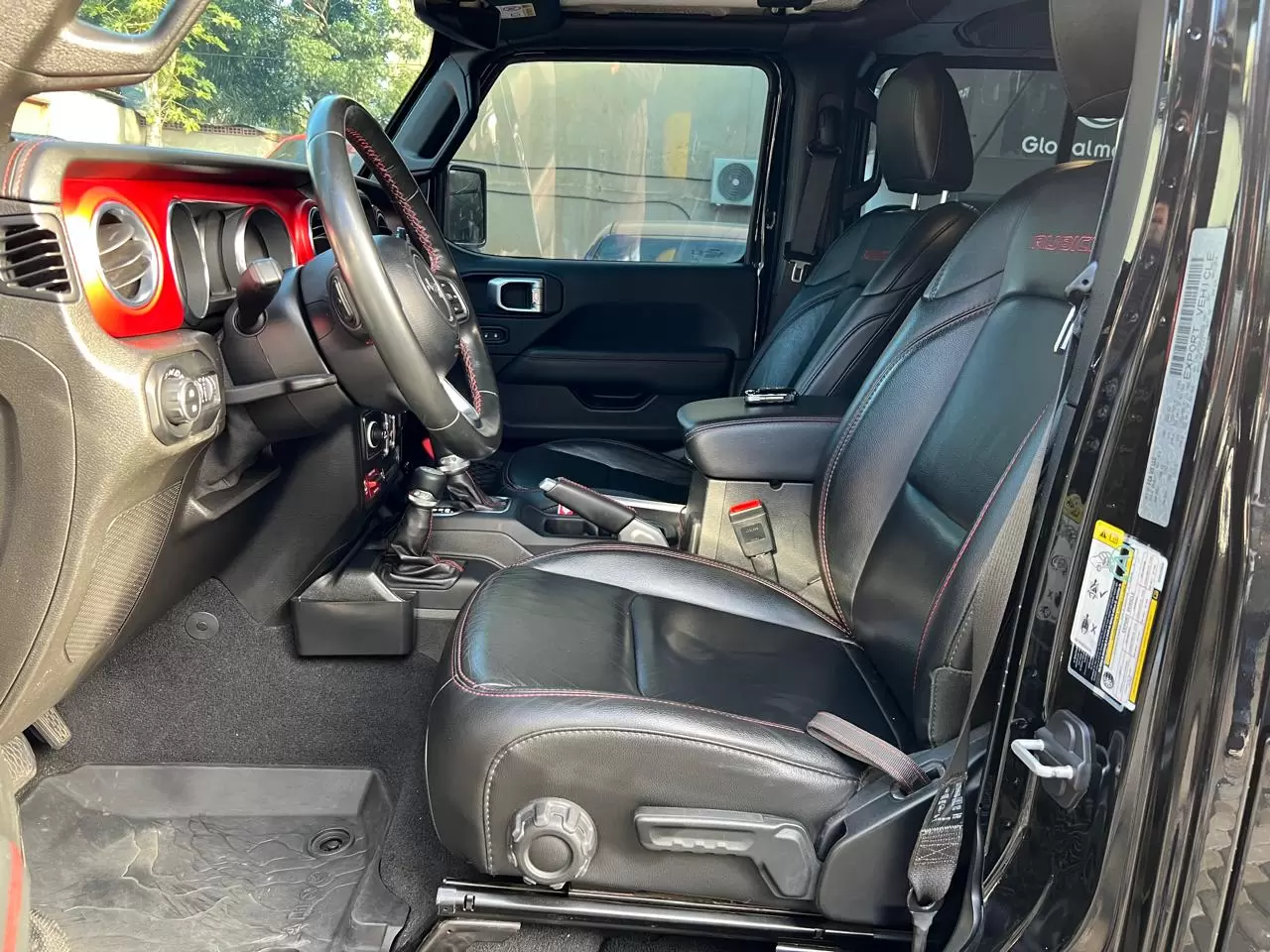 Jeep Rubicon Unlimited 4×4 2019 en Globalmotors: ¡Aventura y rendimiento! - Imagen 9