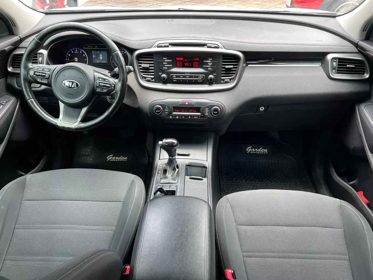Kia Sorento 4×2 2016 en Globalmotors: Estilo, comodidad y seguridad. - Imagen 15