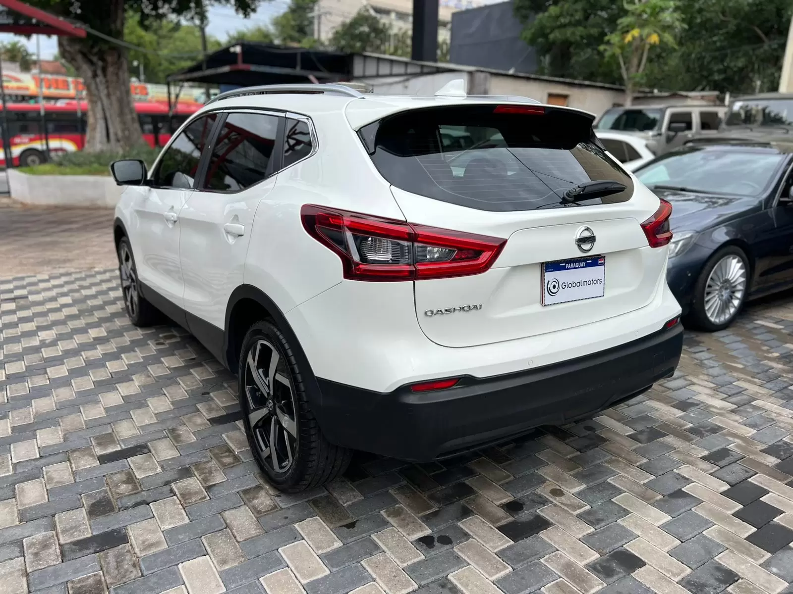 Nissan Qashqai Full 4×4 2019 en Globalmotors: SUV compacto versátil y elegante. - Imagen 5