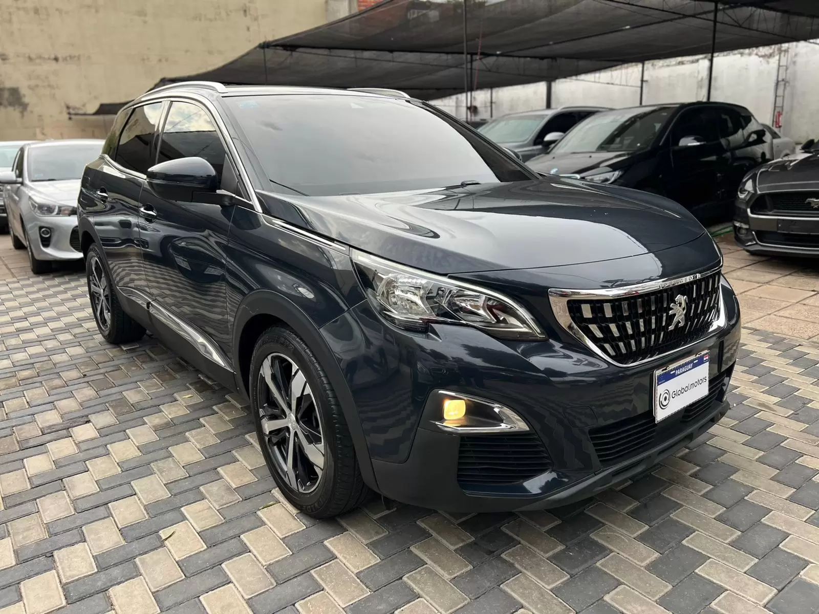 Peugeot 3008 HDI Active Full 2019 en Globalmotors: Elegancia y funcionalidad. - Imagen 3