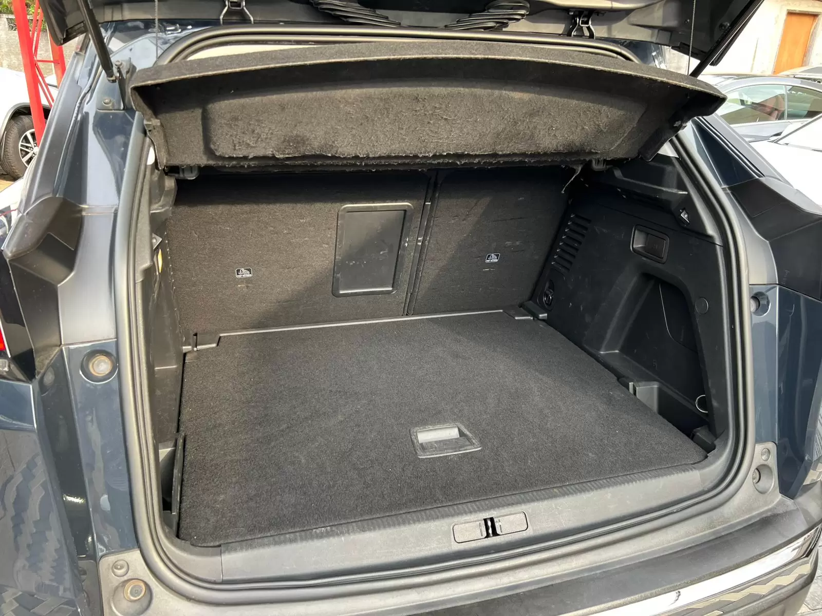 Peugeot 3008 HDI Active Full 2019 en Globalmotors: Elegancia y funcionalidad. - Imagen 12