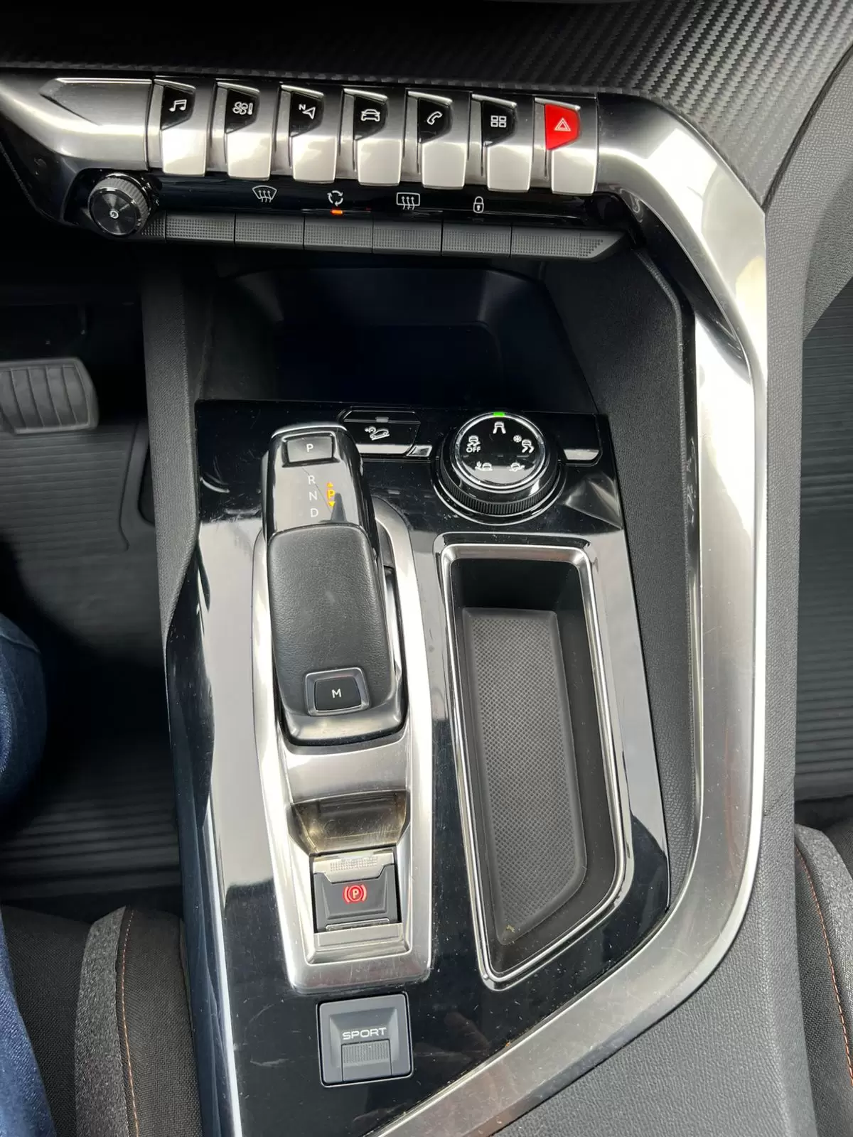 Peugeot 3008 HDI Active Full 2019 en Globalmotors: Elegancia y funcionalidad. - Imagen 19