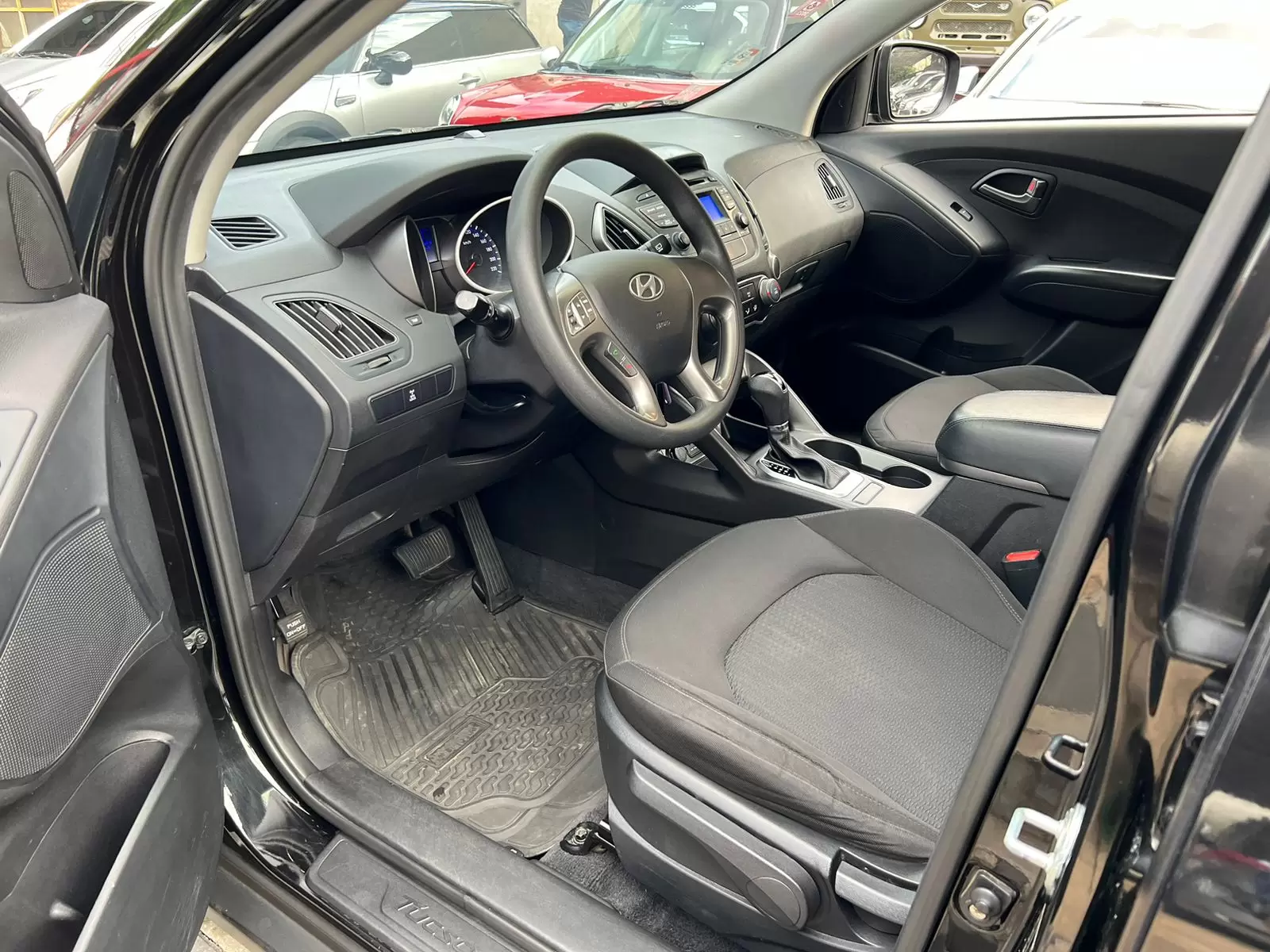 Hyundai Tucson 4×4 2015 en Globalmotors: SUV versátil y moderno. - Imagen 8