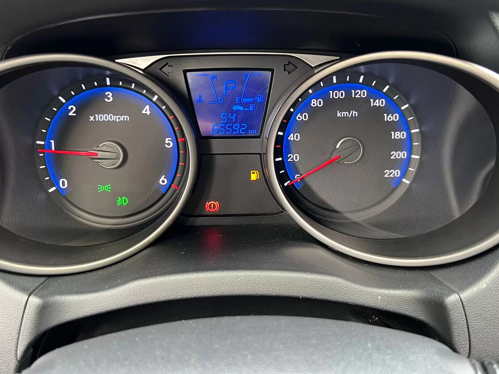 Hyundai Tucson 4×4 2015 en Globalmotors: SUV versátil y moderno. - Imagen 17