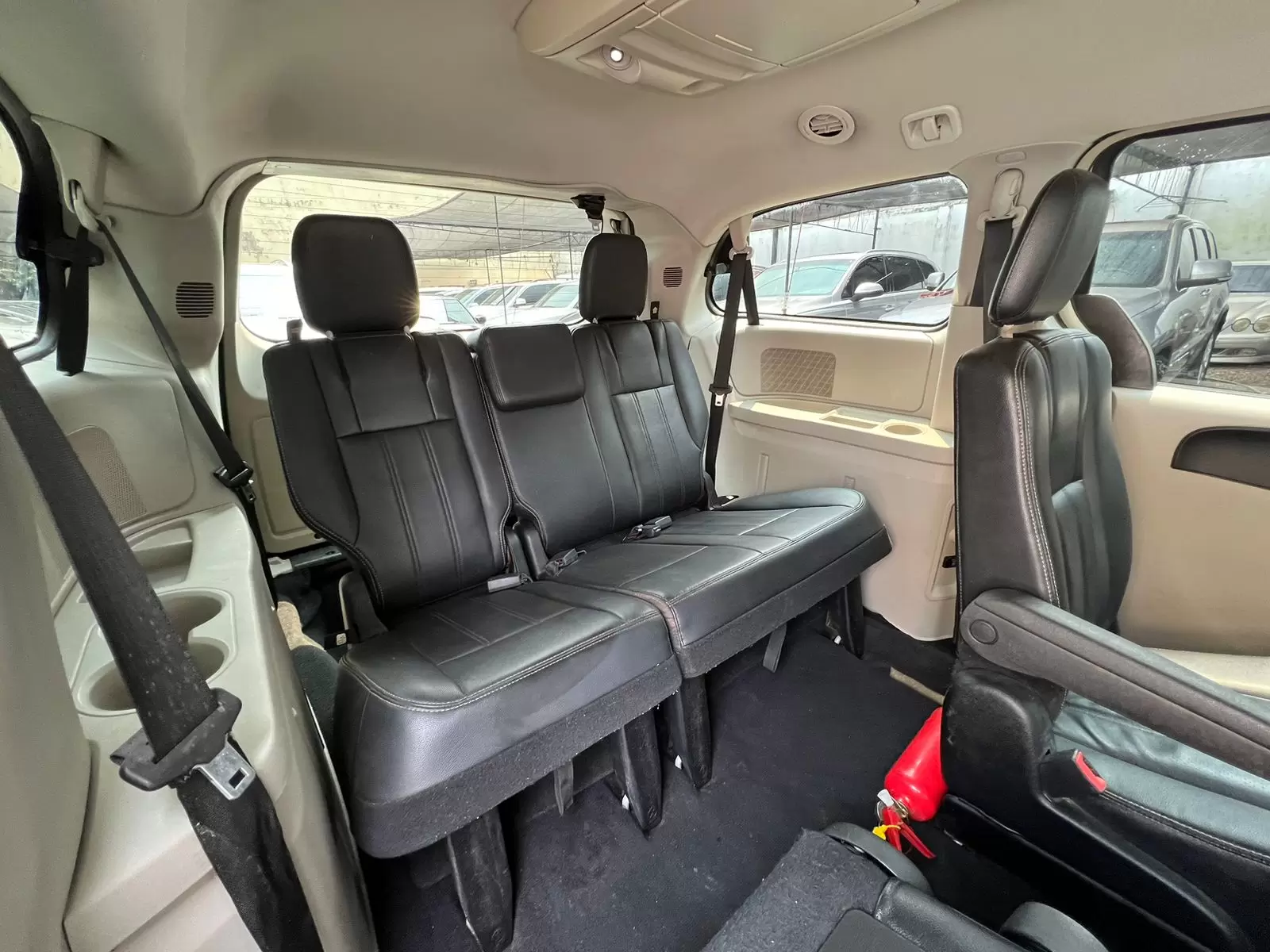 Chrysler Minivan Town & Country Full 2012 en Globalmotors (Asunción) - Imagen 14