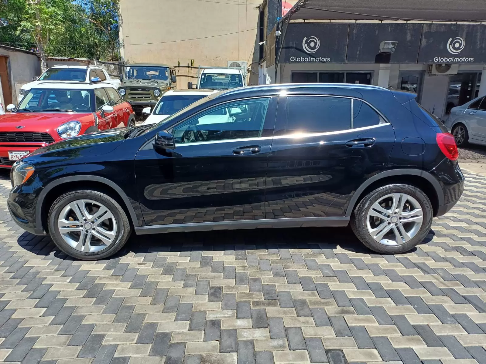 Mercedes Benz GLA 250 Full 2016 en Globalmotors, Asunción, Paraguay - Imagen 7