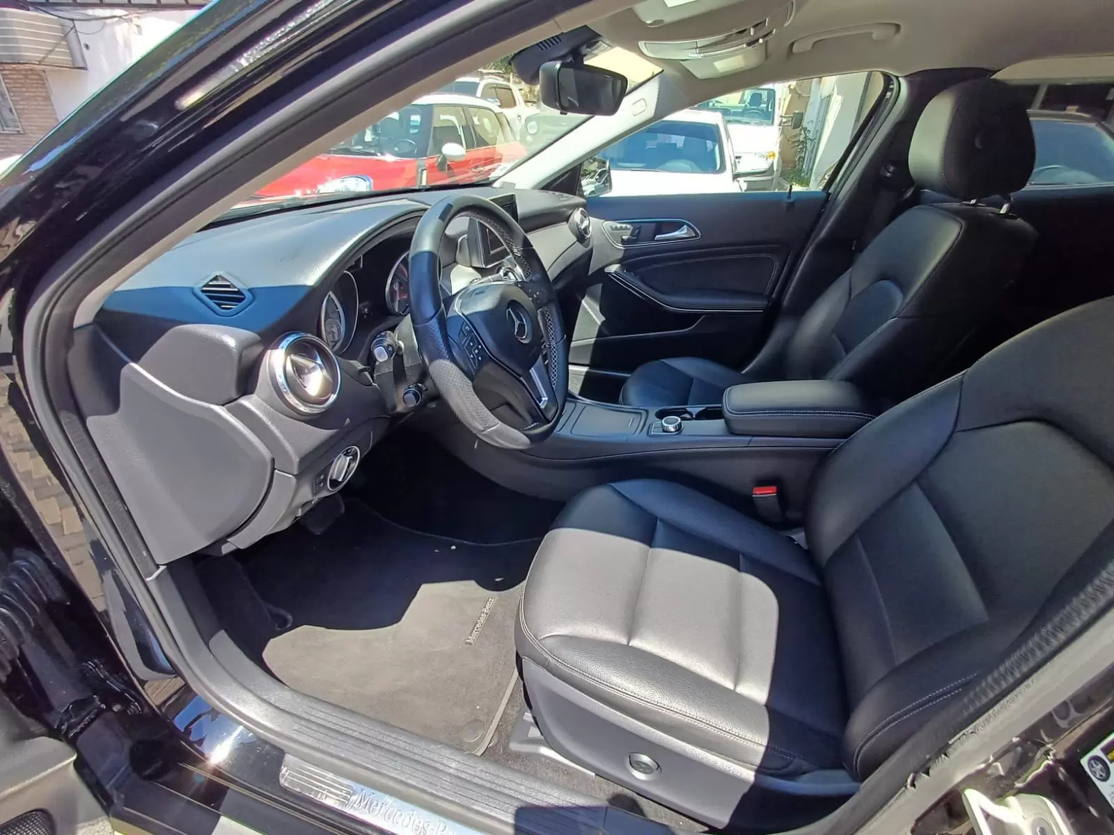 Mercedes Benz GLA 250 Full 2016 en Globalmotors, Asunción, Paraguay - Imagen 9