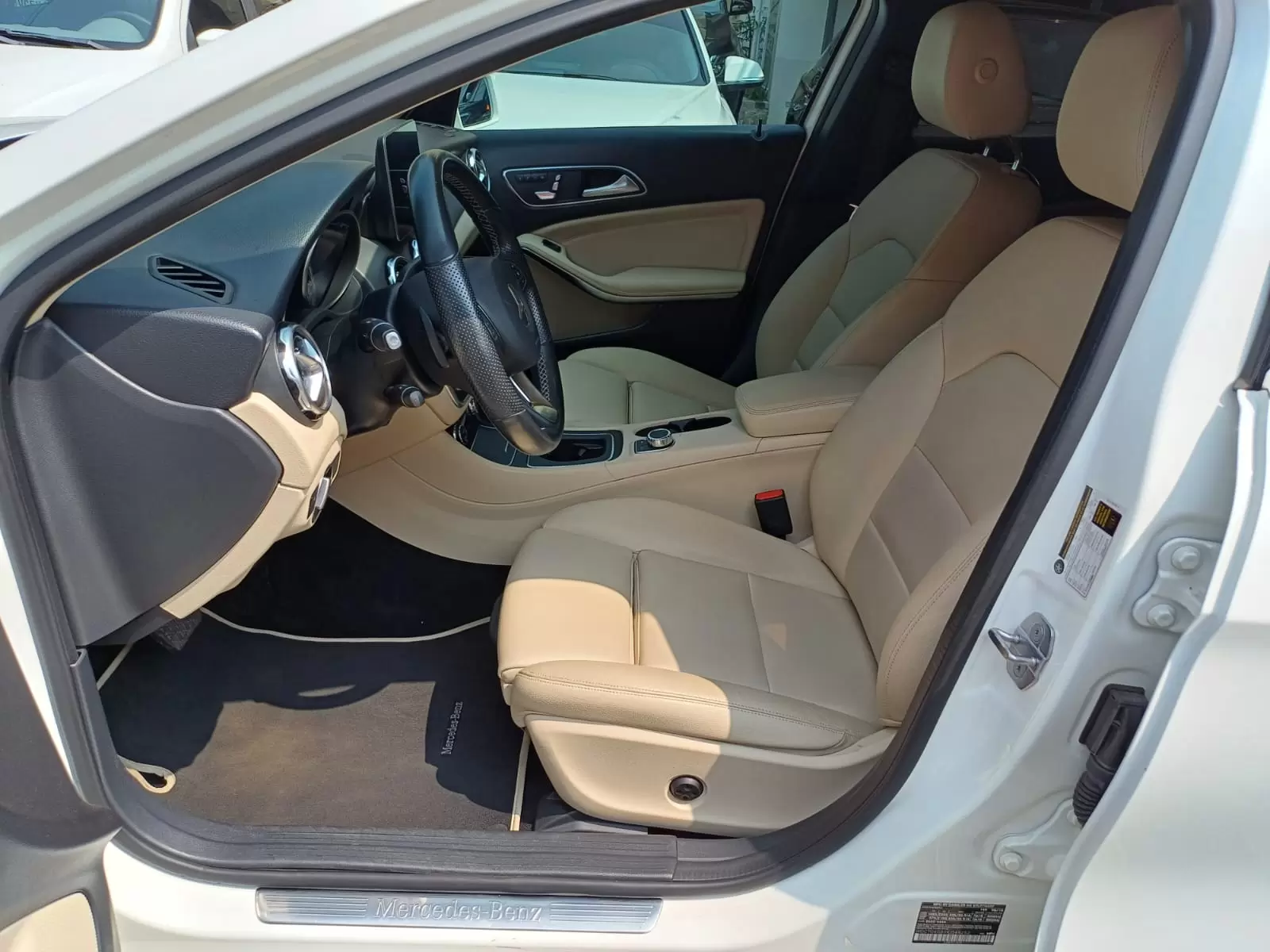 Mercedes Benz GLA 250 4MATIC 2019 en Globalmotors, Asunción, Paraguay - Imagen 8