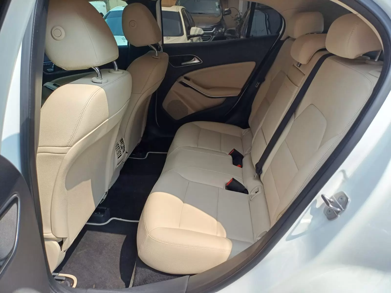 Mercedes Benz GLA 250 4MATIC 2019 en Globalmotors, Asunción, Paraguay - Imagen 11