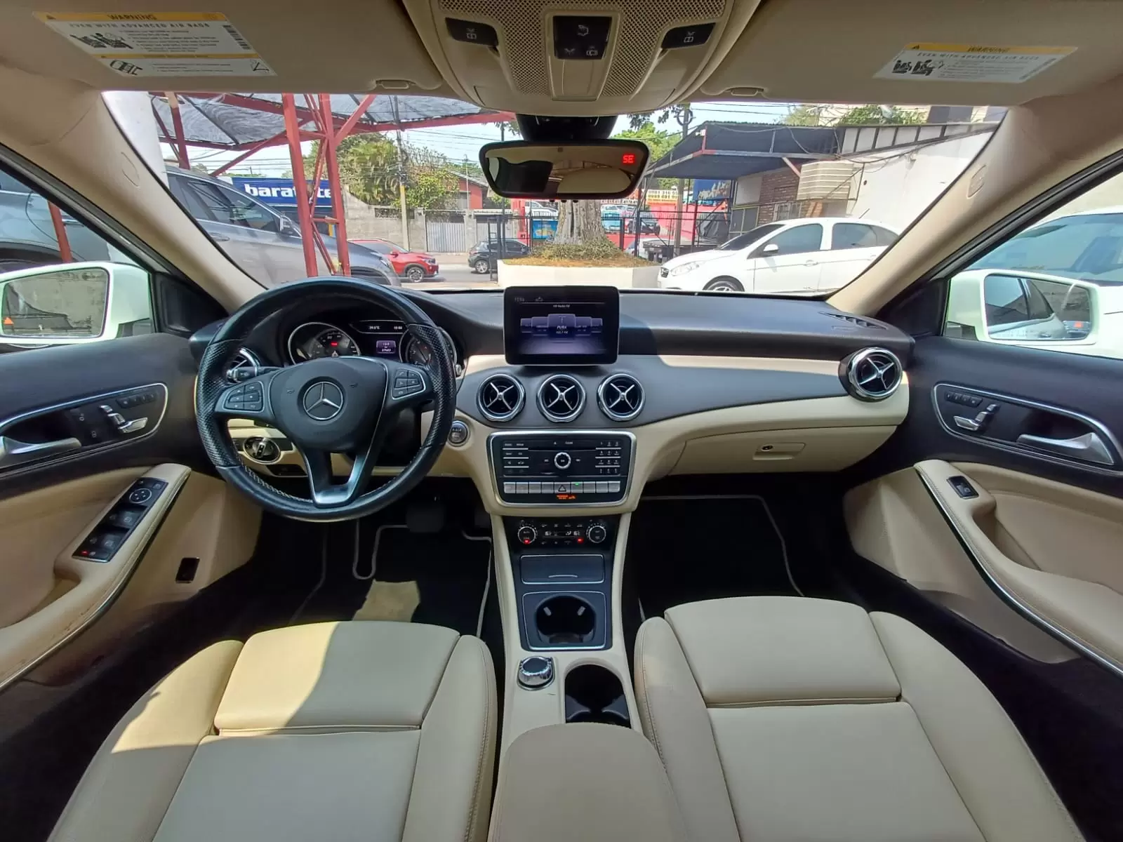 Mercedes Benz GLA 250 4MATIC 2019 en Globalmotors, Asunción, Paraguay - Imagen 12