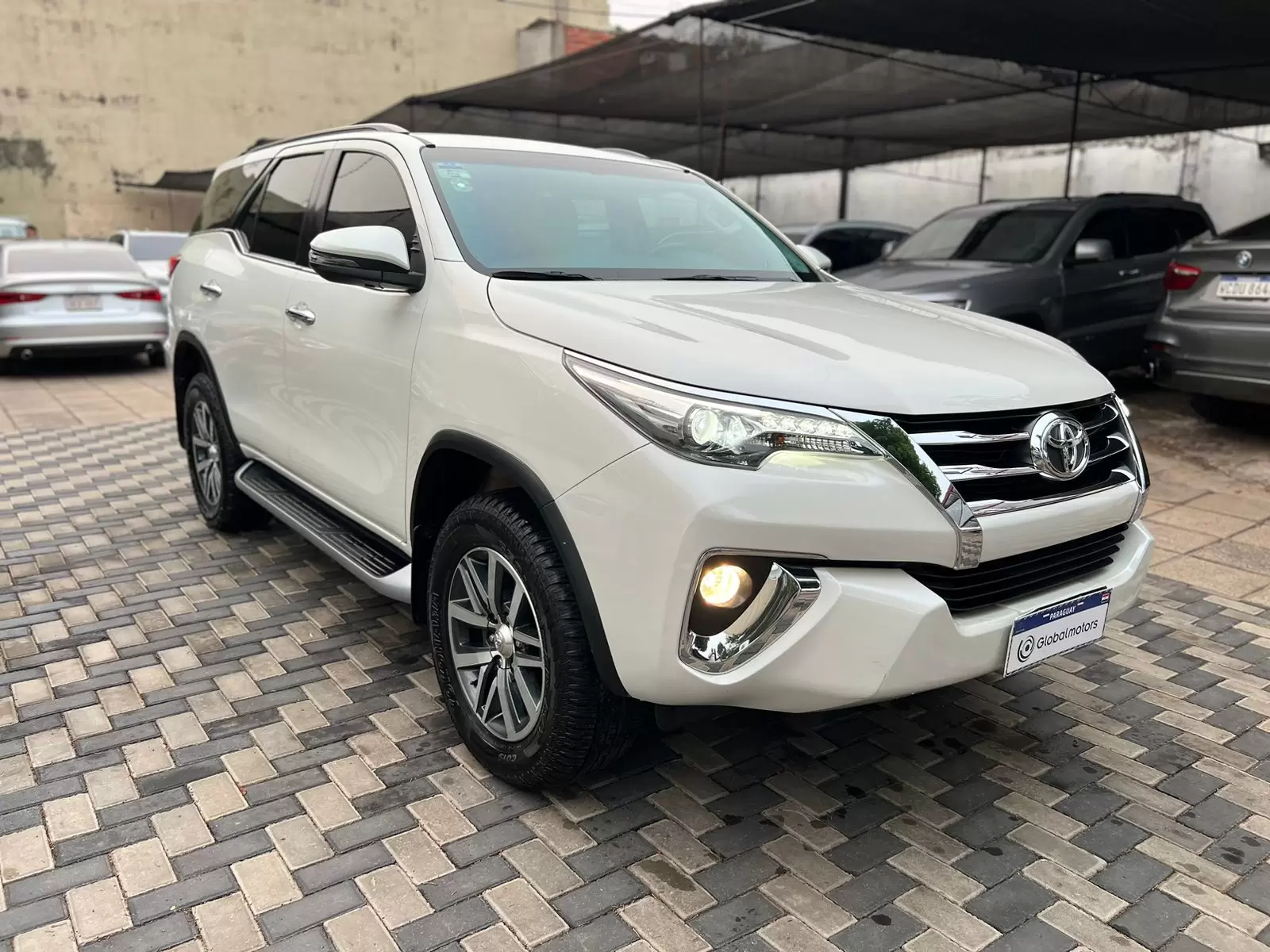 Toyota Fortuner Full 2019 en Globalmotors: Potencia, comodidad y versatilidad. - Imagen 3