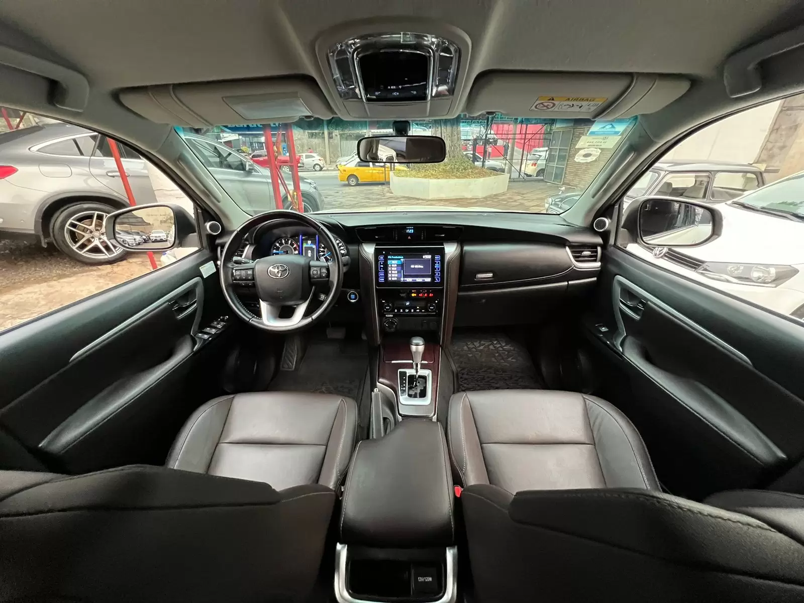 Toyota Fortuner Full 2019 en Globalmotors: Potencia, comodidad y versatilidad. - Imagen 13