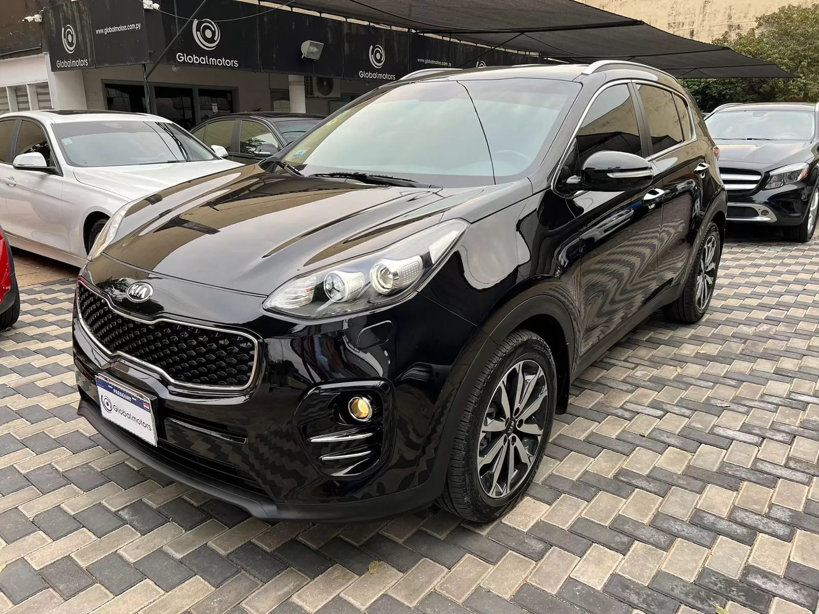 Kia Sportage Full 2018 en Globalmotors: Moderno SUV con tecnología avanzada.