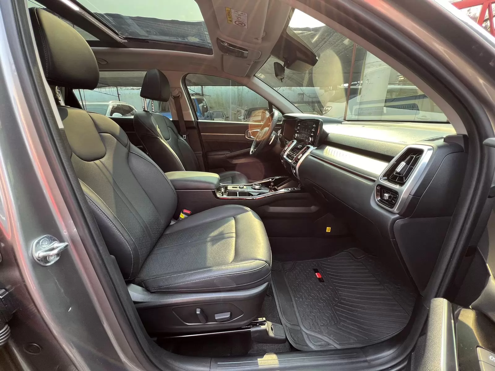 Kia Sorento 4×4 Full 2023 en Globalmotors: SUV aventurero y sofisticado - Imagen 11