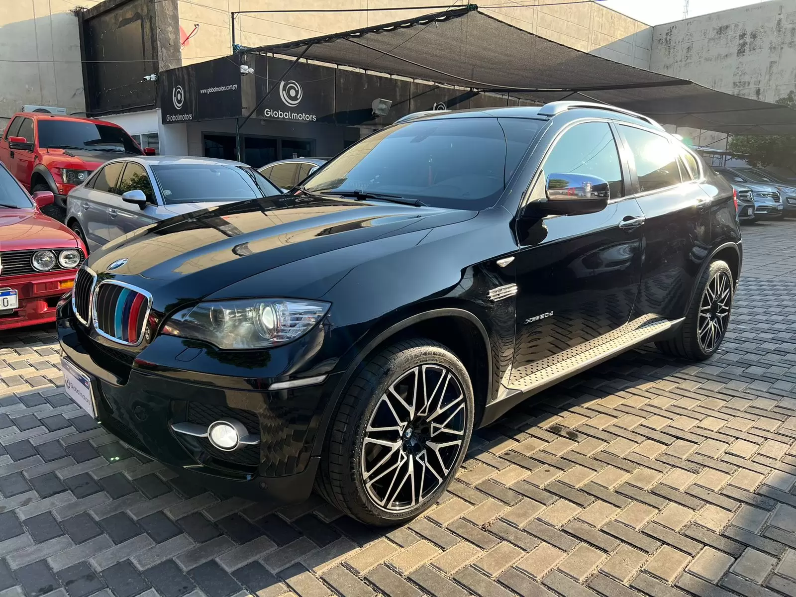 BMW X6 Look M Full Xdrive 2012 en Globalmotors: Potencia y sofisticación.