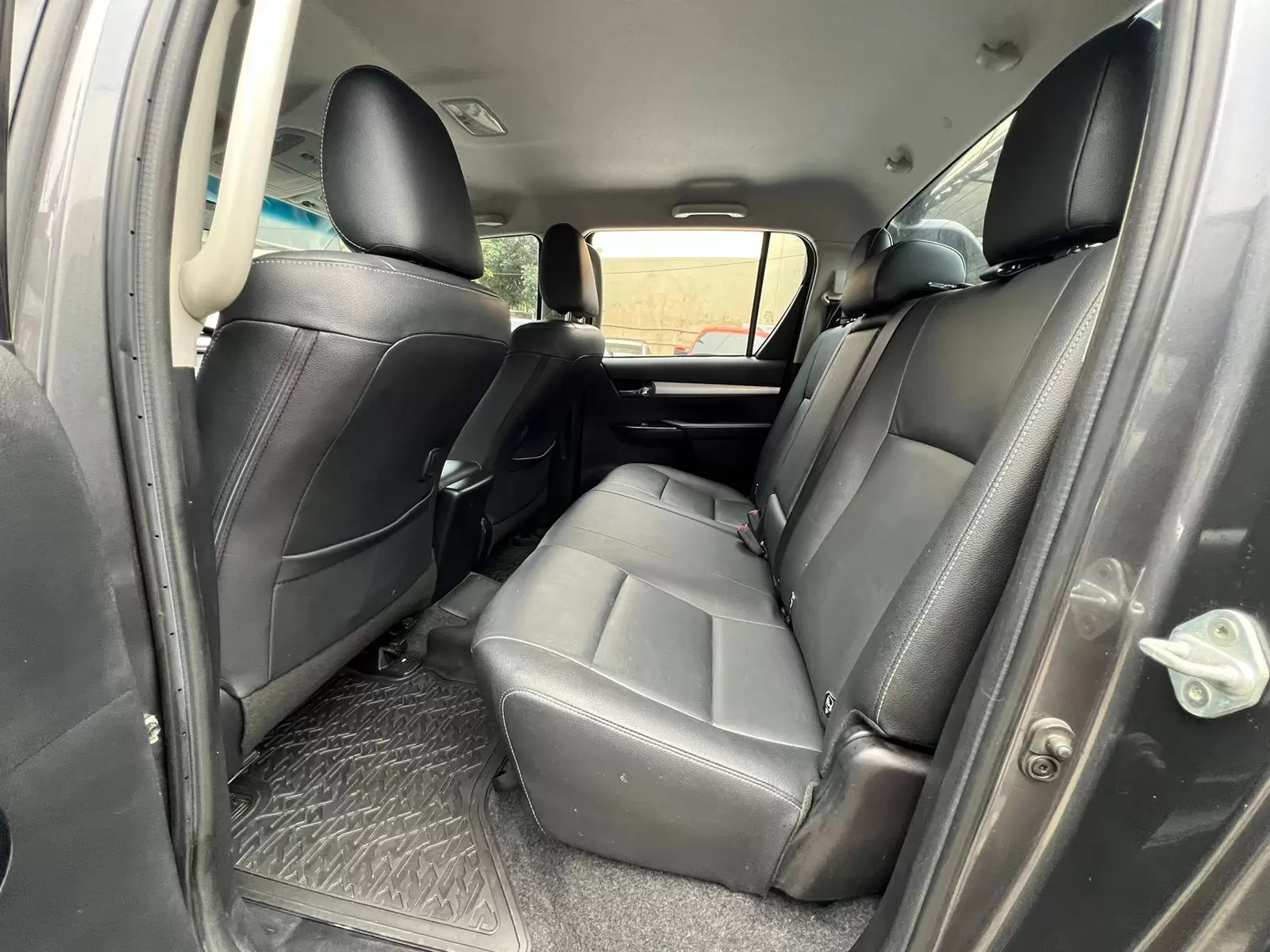 Toyota Hilux Limited 4x4 2019 en Globalmotors: Potencia y versatilidad. - Imagen 11