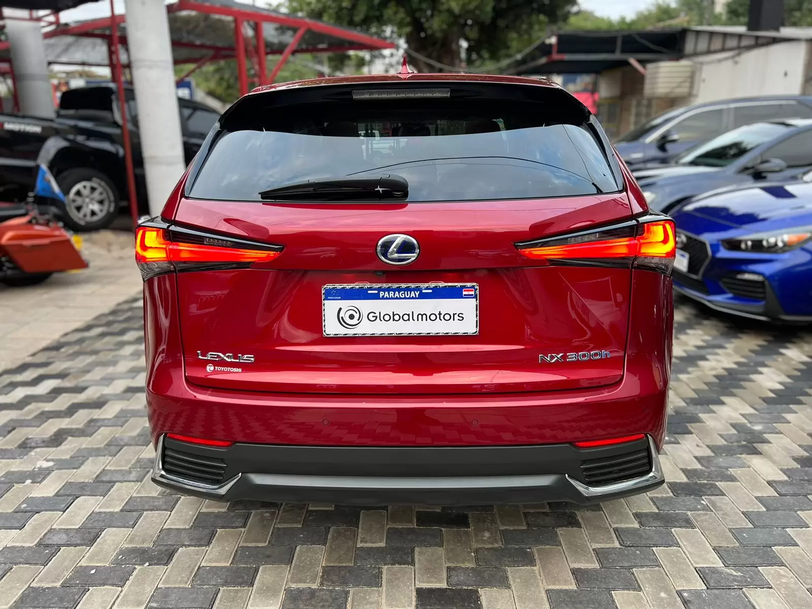 Lexus NX 300h Híbrida 2021 en Globalmotors - SUV de lujo. - Imagen 6