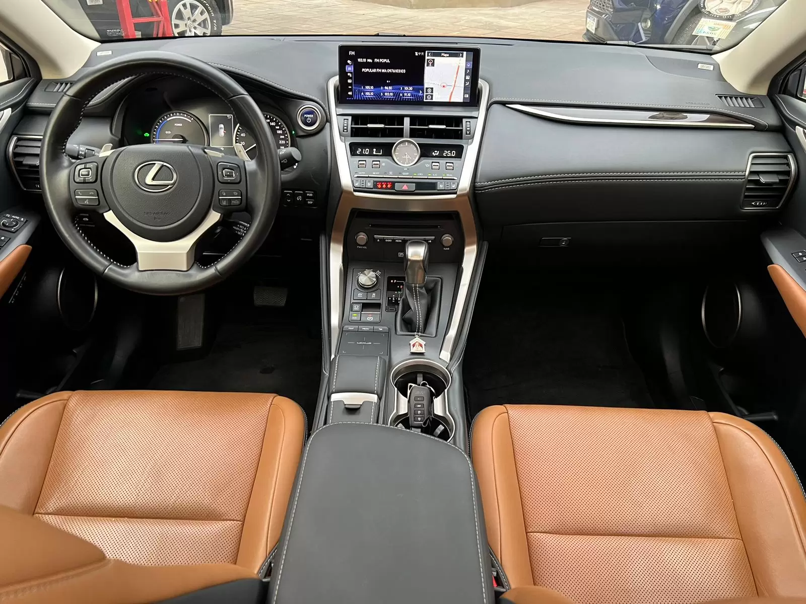 Lexus NX 300h Híbrida 2021 en Globalmotors - SUV de lujo. - Imagen 14