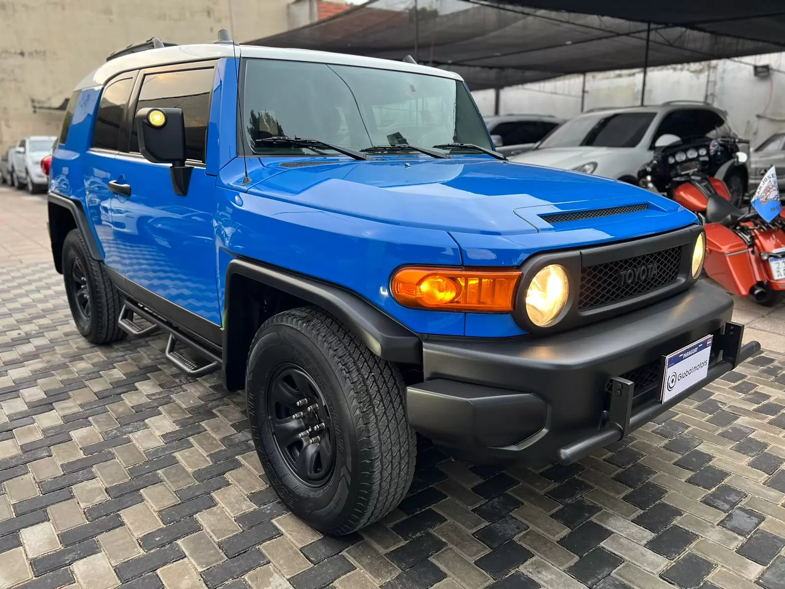 Toyota FJ Cruiser 4×4 2007 en Globalmotors: Potencia todoterreno icónica. - Imagen 3