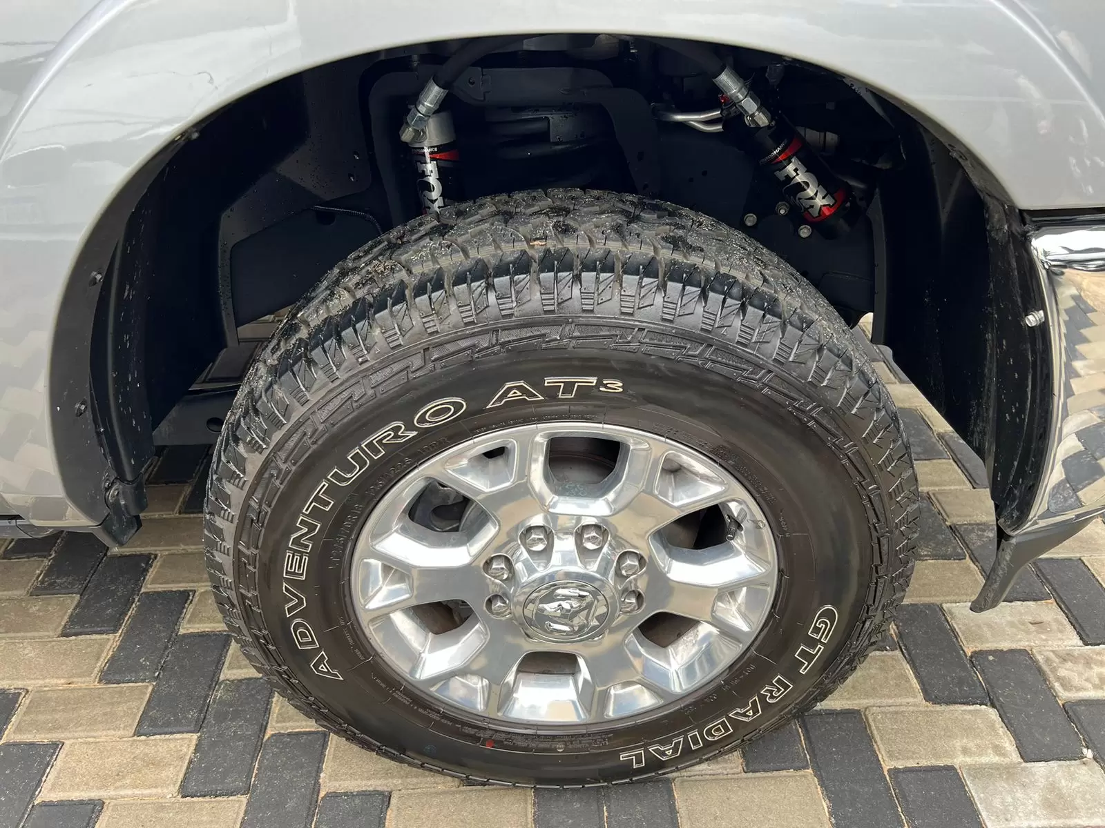 Dodge RAM Laramie 4×4 2022 en Globalmotors: Potencia y lujo - Imagen 8
