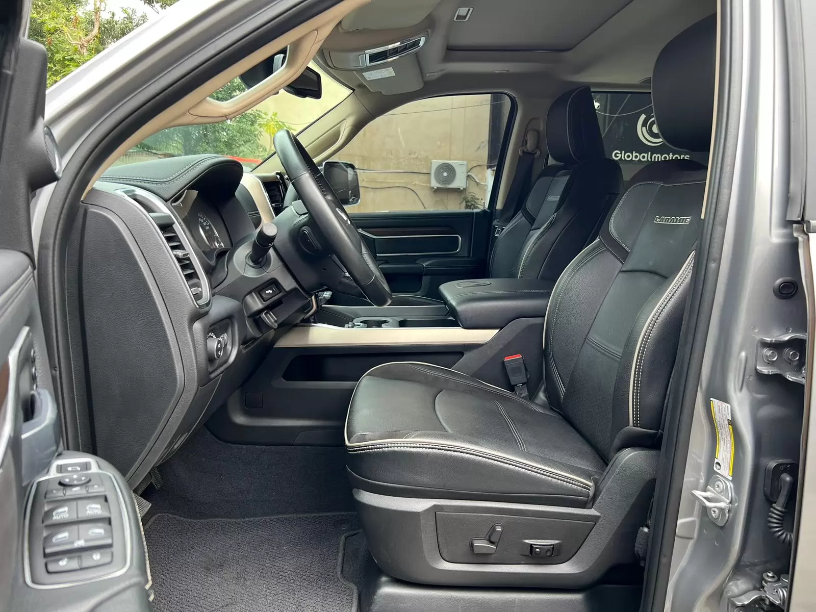 Dodge RAM Laramie 4×4 2022 en Globalmotors: Potencia y lujo - Imagen 11