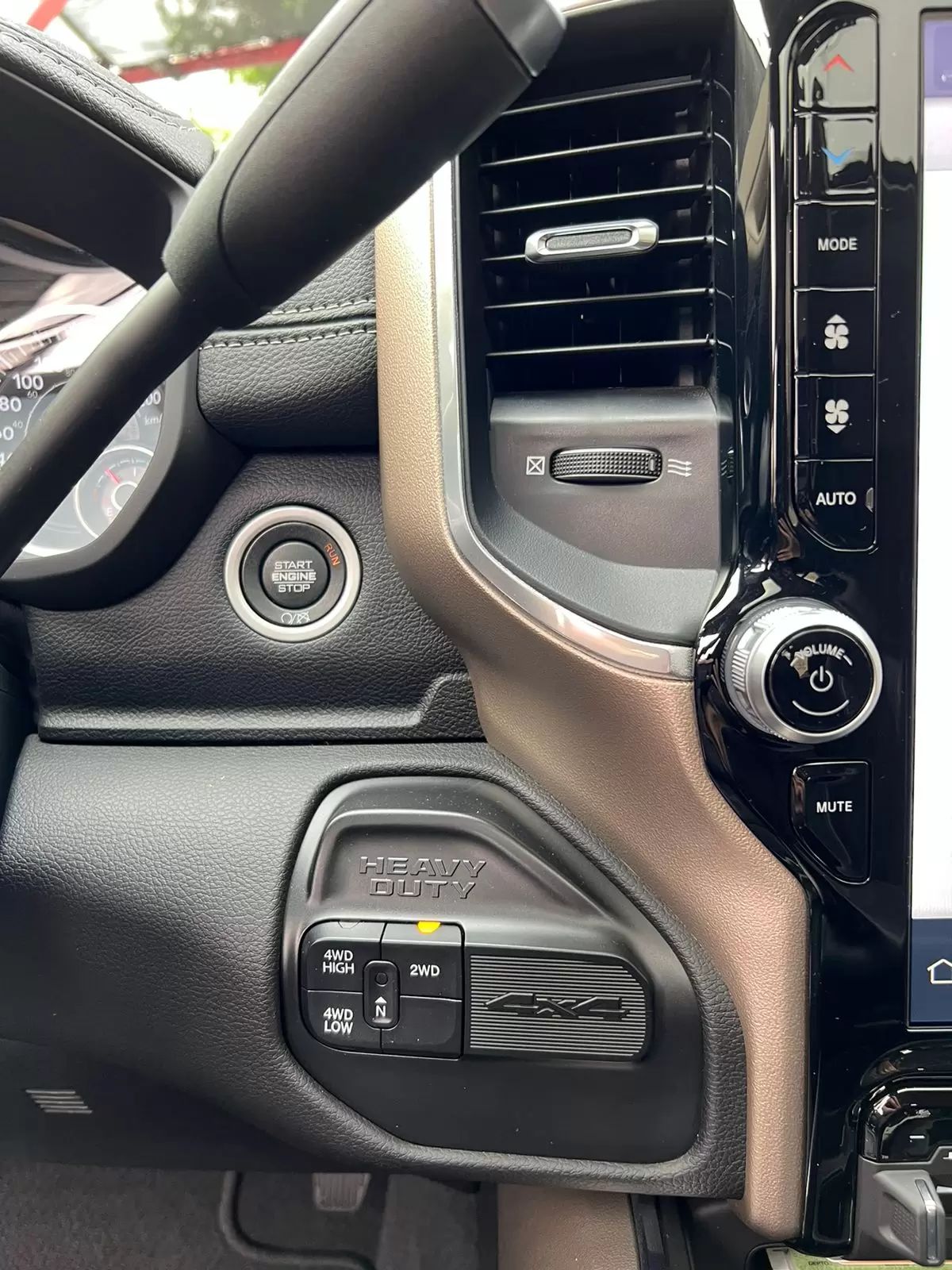 Dodge RAM Laramie 4×4 2022 en Globalmotors: Potencia y lujo - Imagen 16