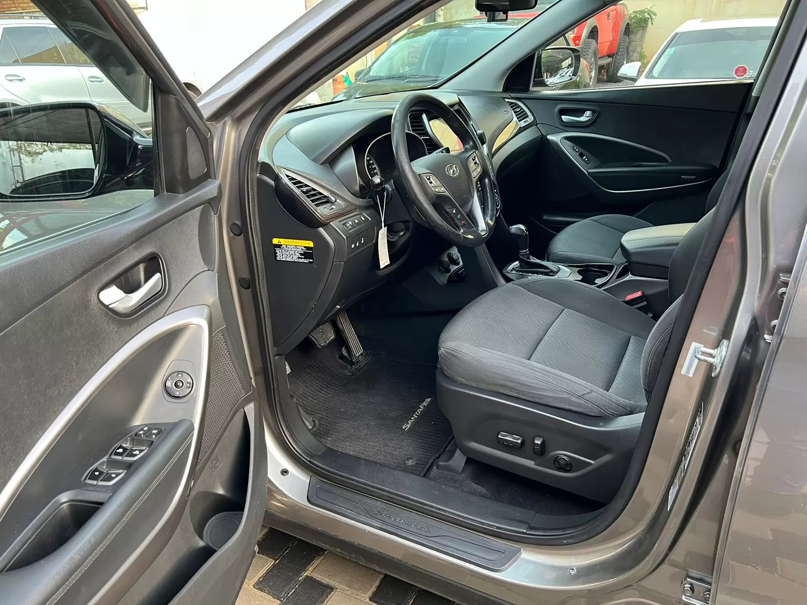 Hyundai Santa Fe Sport 4×4 2014 en Globalmotors: SUV versátil y confiable. - Imagen 8