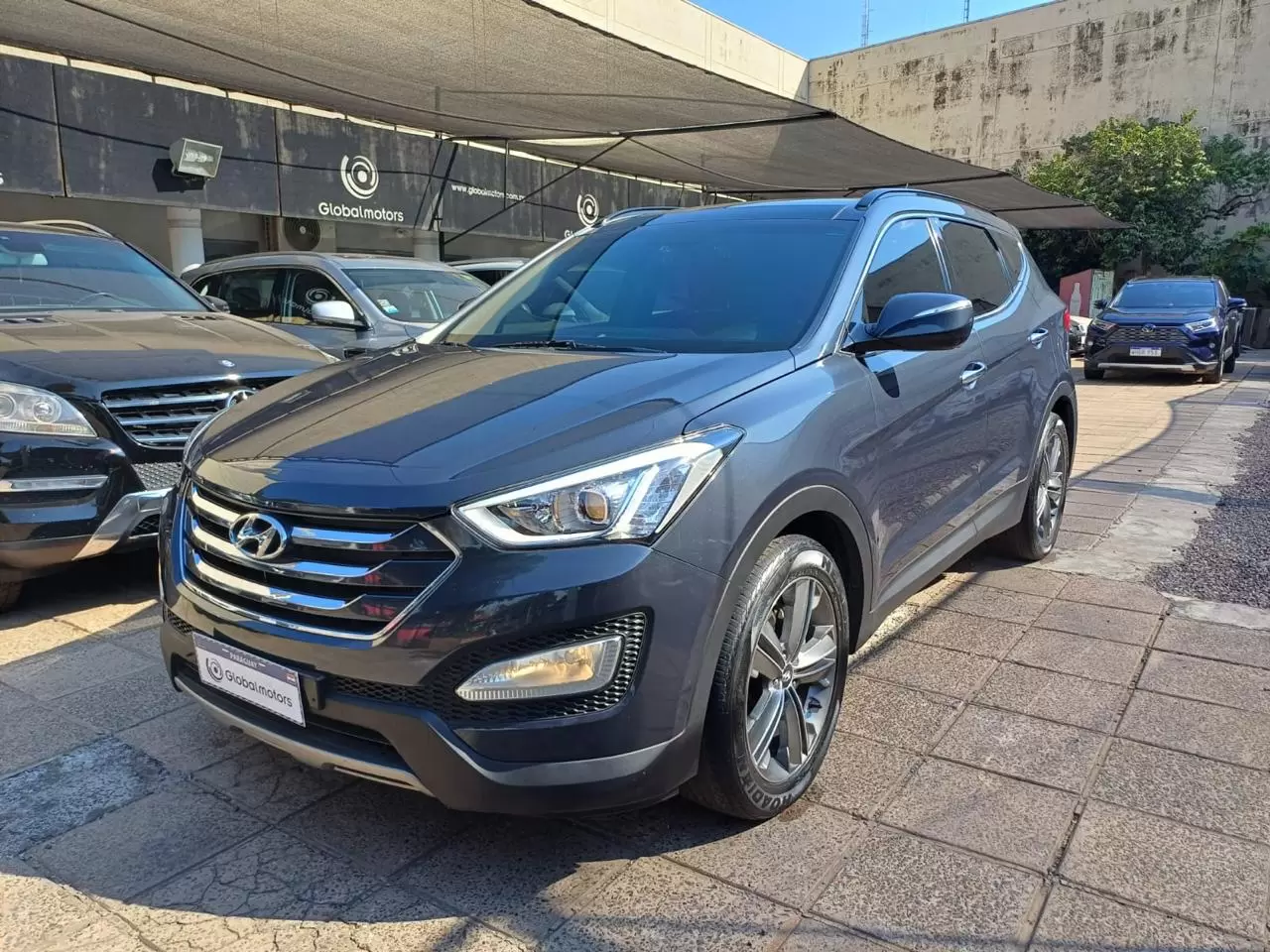 Hyundai Santa Fe 4×2 Full 2013 en Globalmotors: SUV versátil y confiable