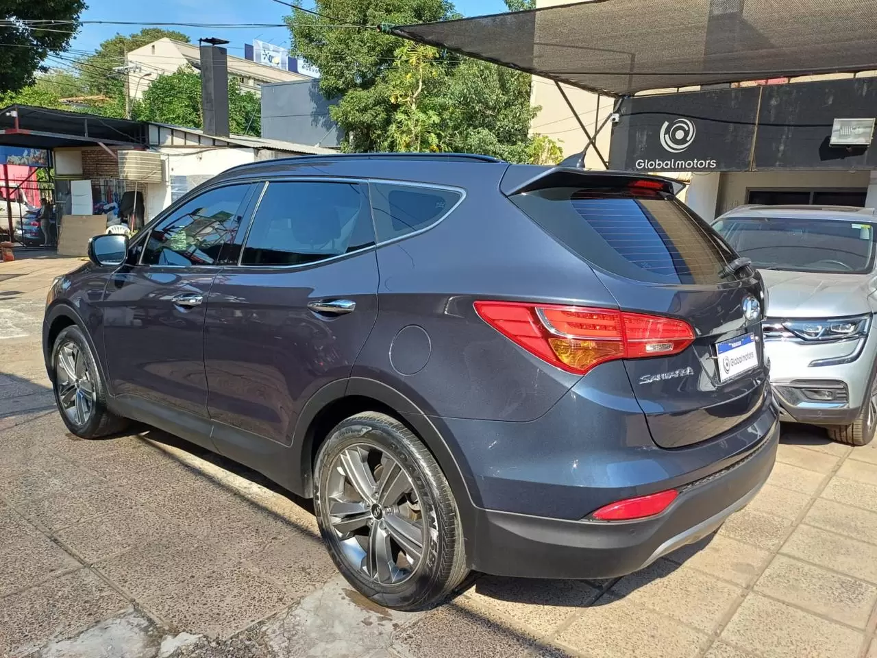 Hyundai Santa Fe 4×2 Full 2013 en Globalmotors: SUV versátil y confiable - Imagen 5
