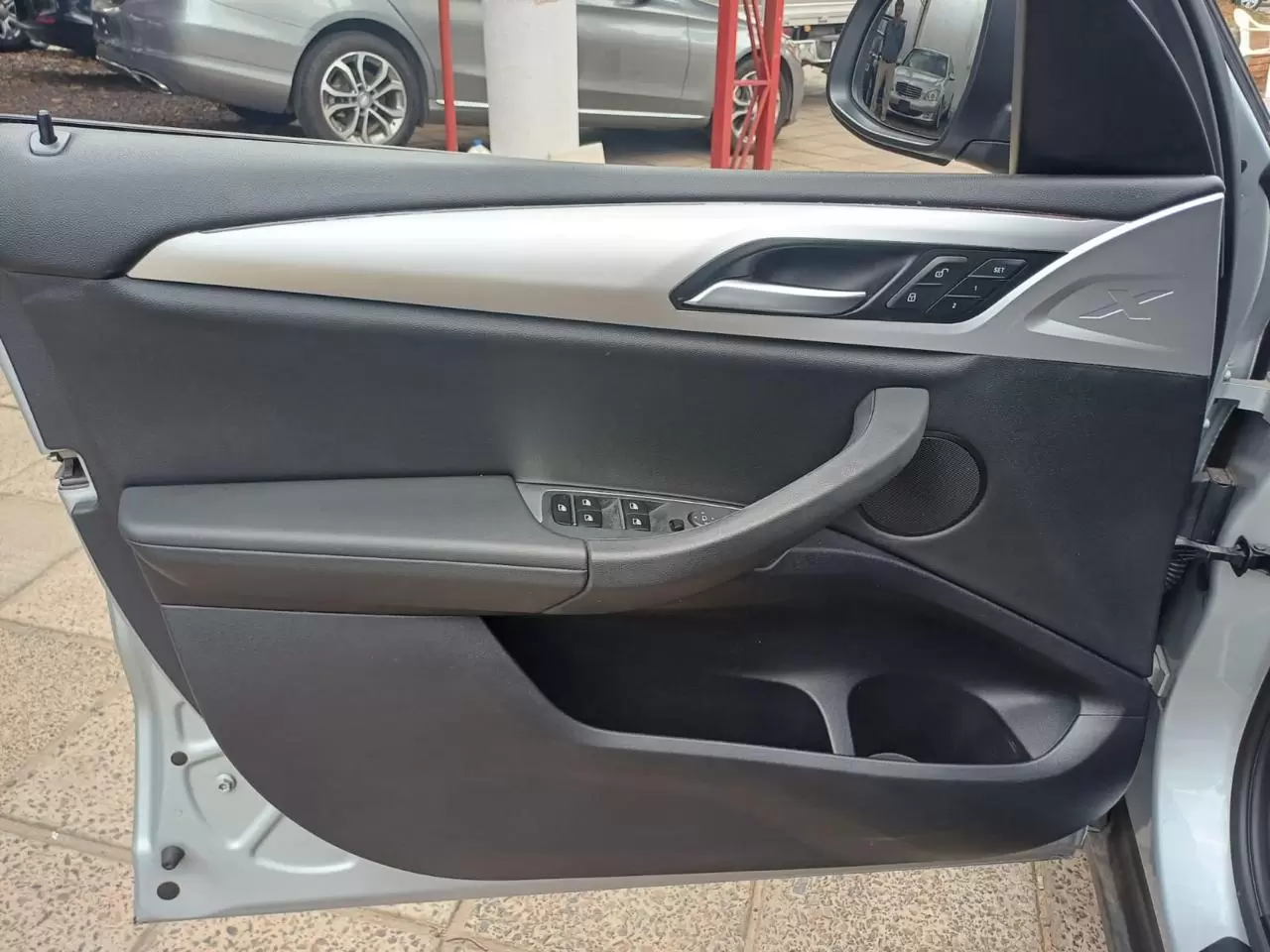 BMW X3 20i SDrive 2019 en Globalmotors: Lujo, rendimiento y tecnología. - Imagen 9