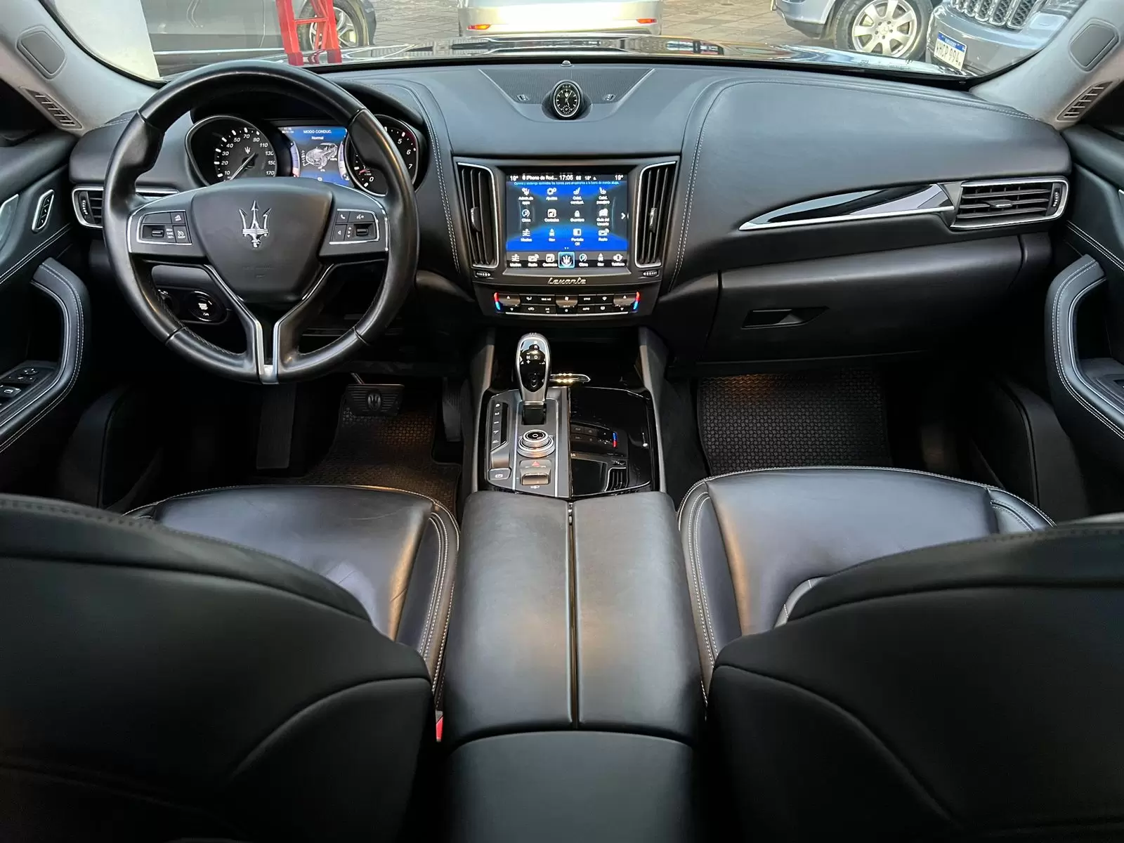 Maserati Levante Full 2017 - SUV de lujo y potencia. - Imagen 12