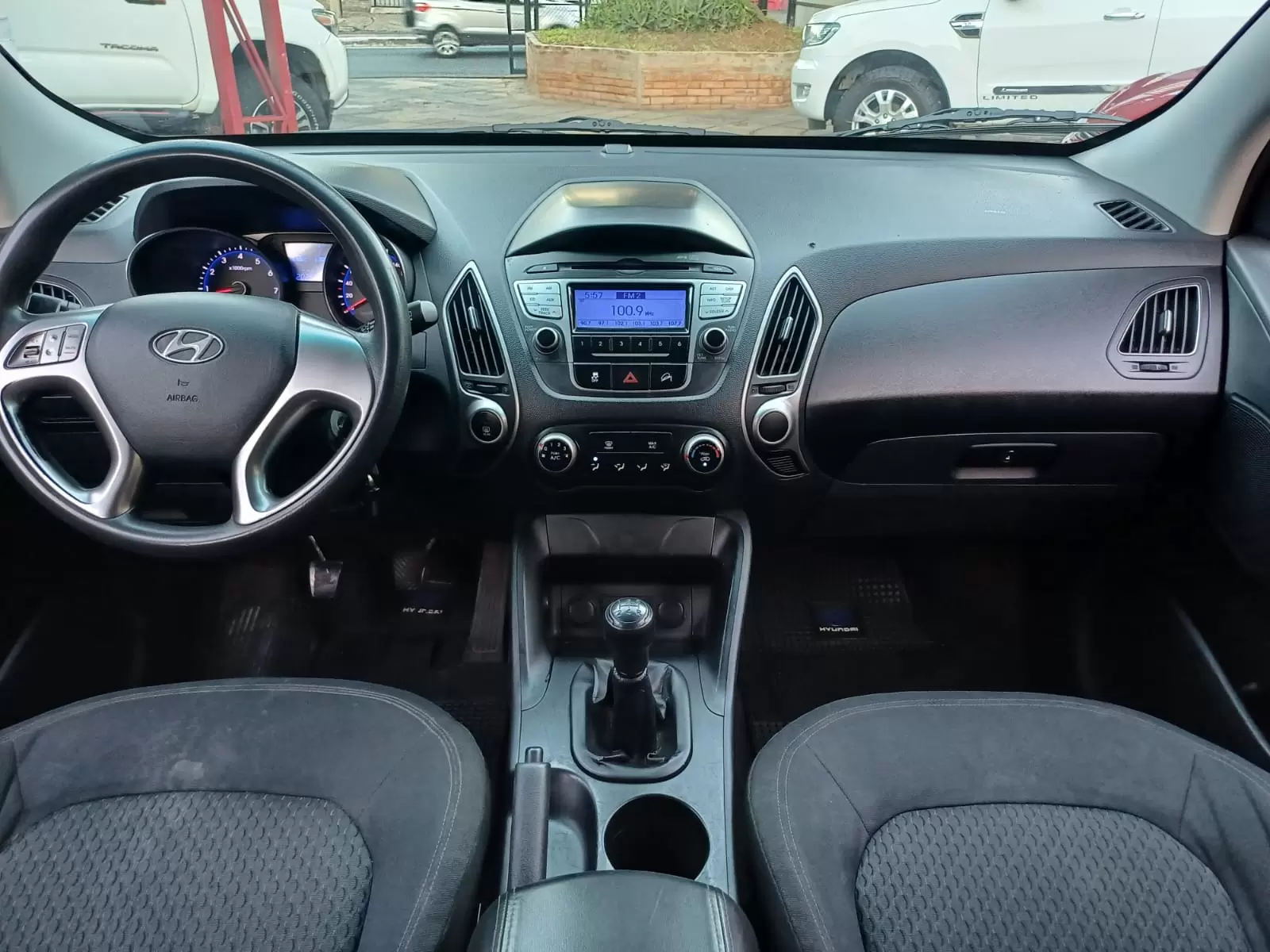 Hyundai Tucson 2011 en Globalmotors: SUV versátil y confiable. - Imagen 11