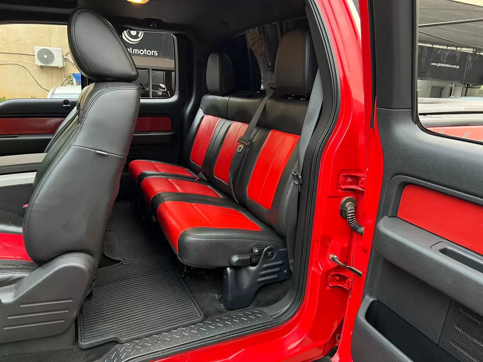 Ford Raptor F150 4×4 2010 en Globalmotors: Potencia todoterreno impecable. - Imagen 10
