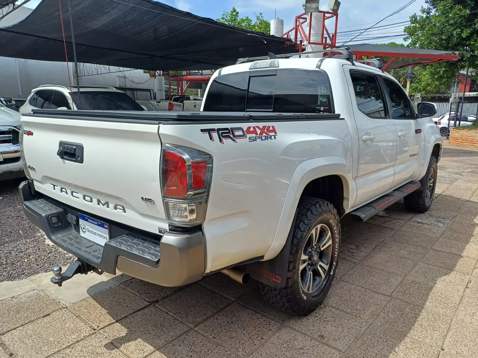 Toyota Tacoma TRD Sport 4×4 2017 en Globalmotors: ¡Robusta y versátil! - Imagen 6