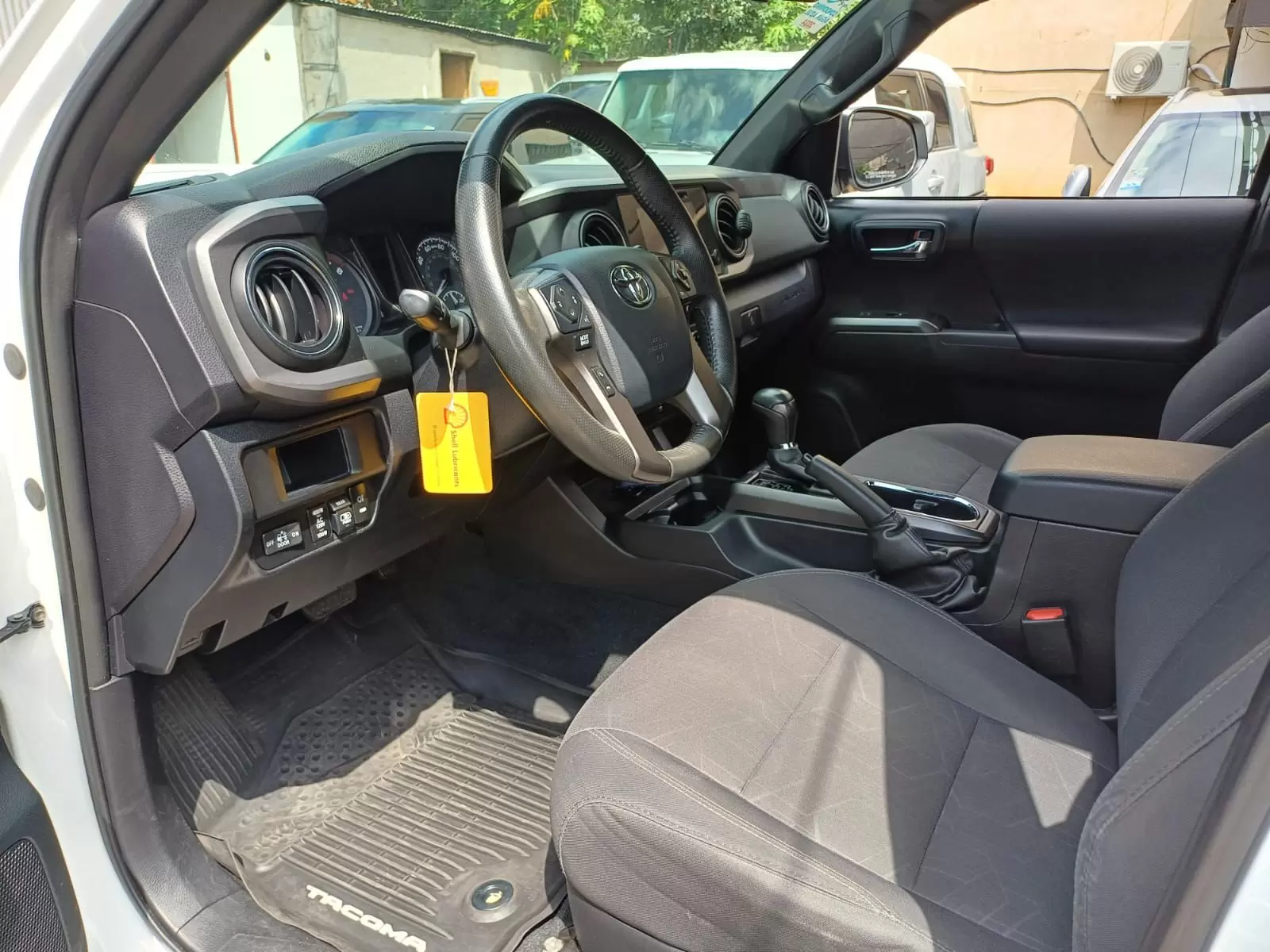 Toyota Tacoma TRD Sport 4×4 2017 en Globalmotors: ¡Robusta y versátil! - Imagen 7