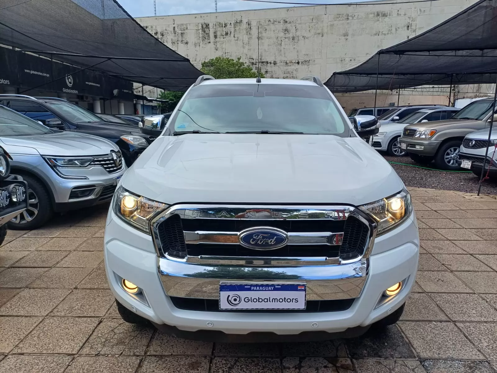Ford Ranger Limited 4×4 2017 en Globalmotors: Potencia y elegancia. - Imagen 2