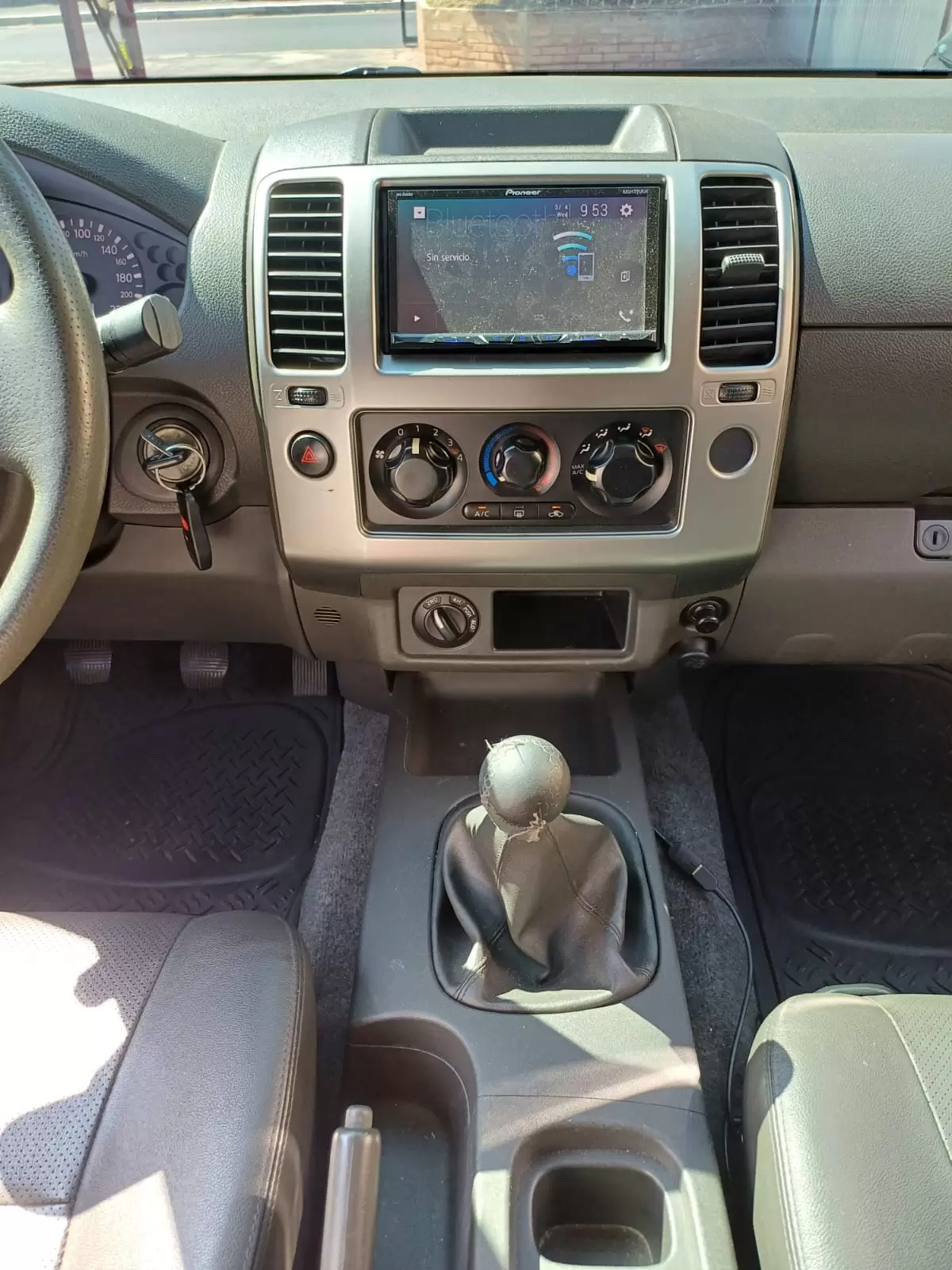 Nissan Navara LE 4×4 Full 2013 en Globalmotors, Asunción, Paraguay - Imagen 13