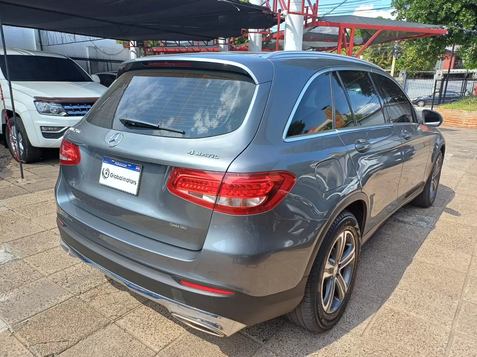 Mercedes Benz GLC 250 4Matic 2016 en Globalmotors, Asunción, Paraguay. - Imagen 7