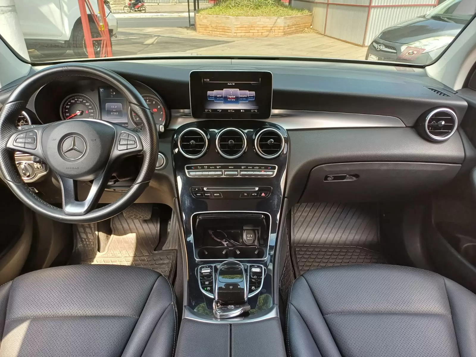 Mercedes Benz GLC 250 4Matic 2016 en Globalmotors, Asunción, Paraguay. - Imagen 12