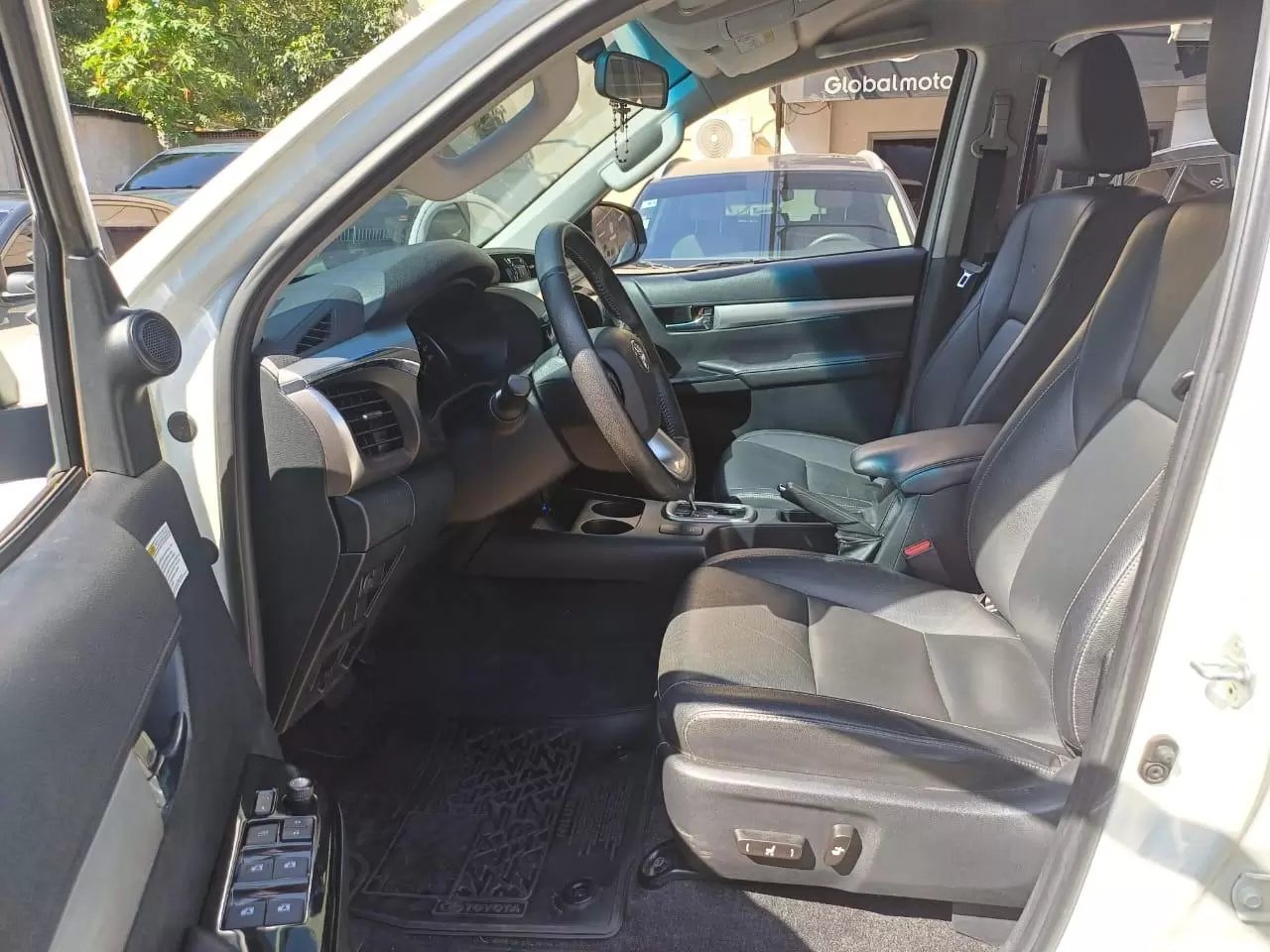 Toyota Hilux 4×4 Limited 2020 en Globalmotors: Potencia y elegancia. - Imagen 7