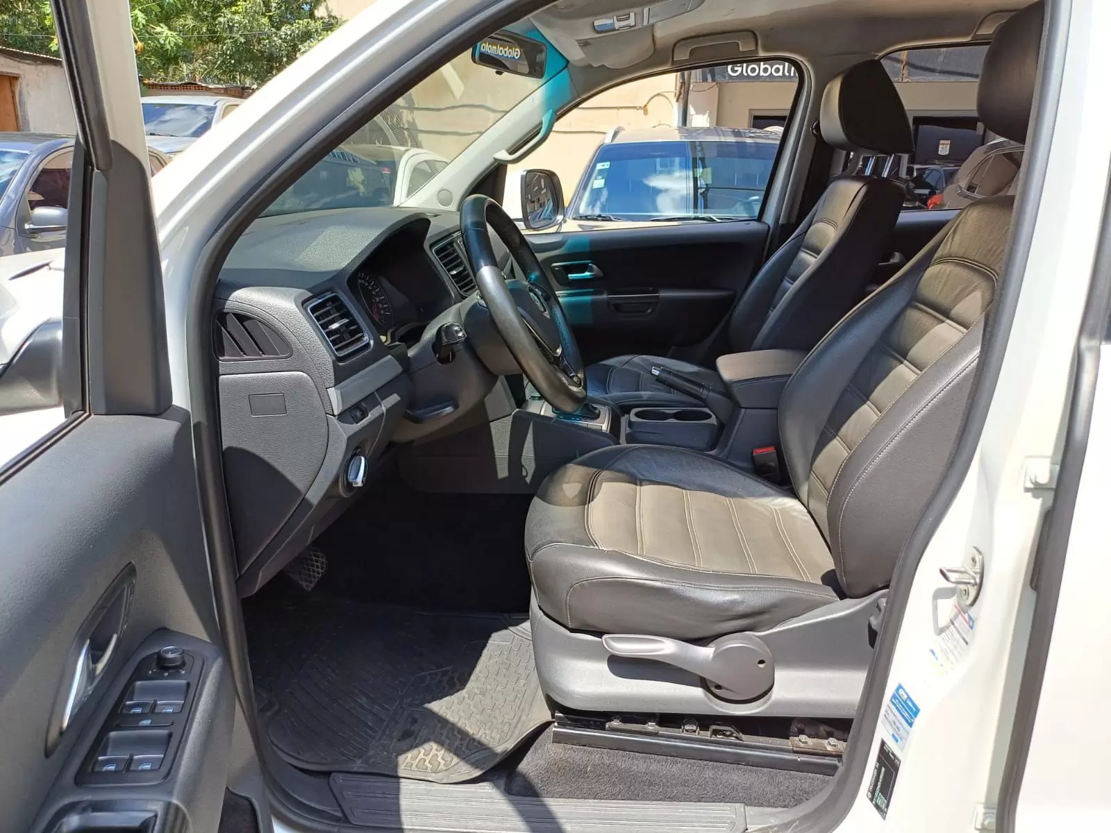 Volkswagen Amarok Highline 4×4 2019 en Globalmotors - Asunción, Paraguay - Imagen 9